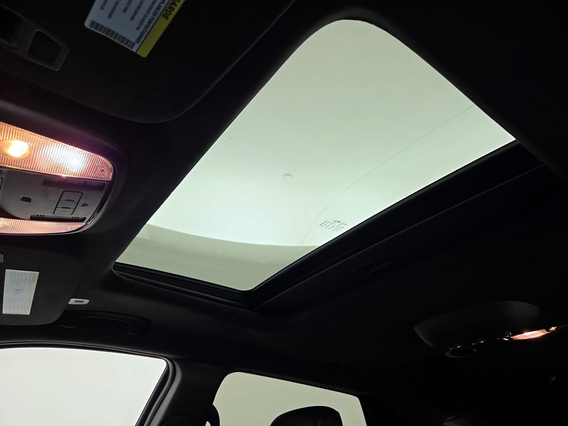 Thumbnail: 2022 Dodge Durango - 20