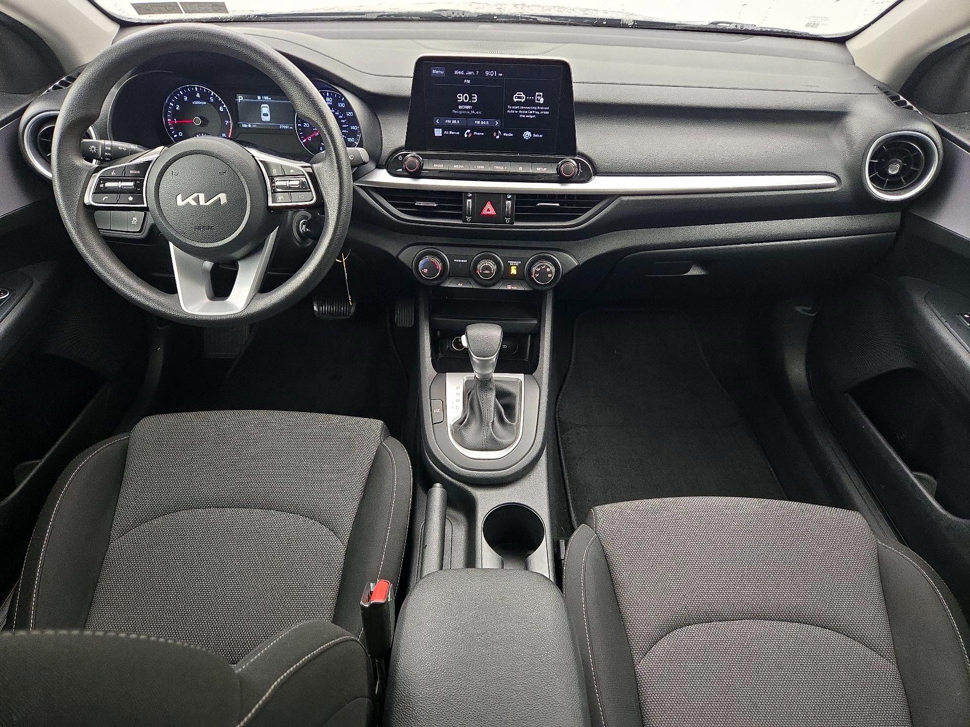 Thumbnail: 2024 Kia Forte - 9