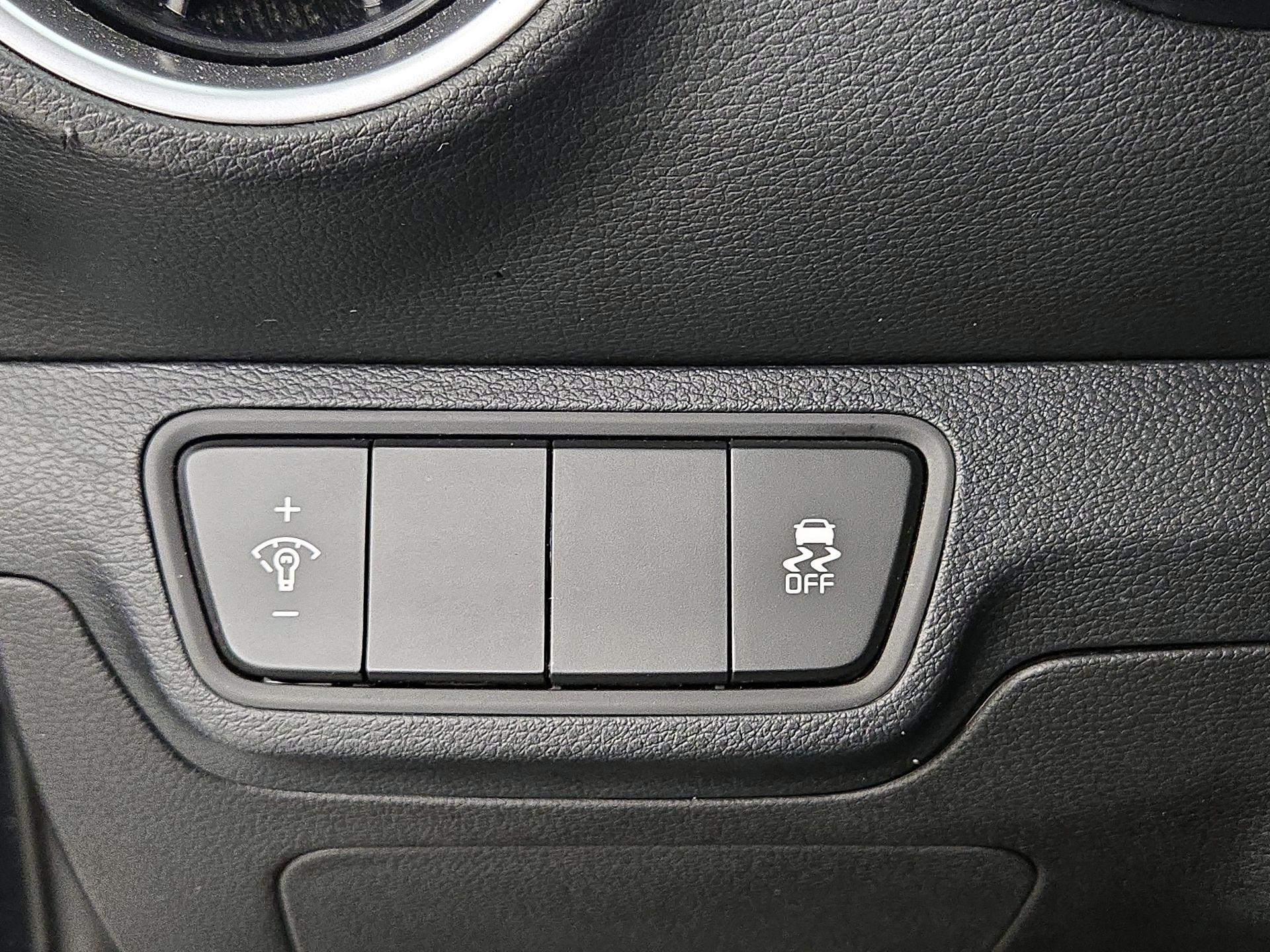 Thumbnail: 2024 Kia Forte - 13