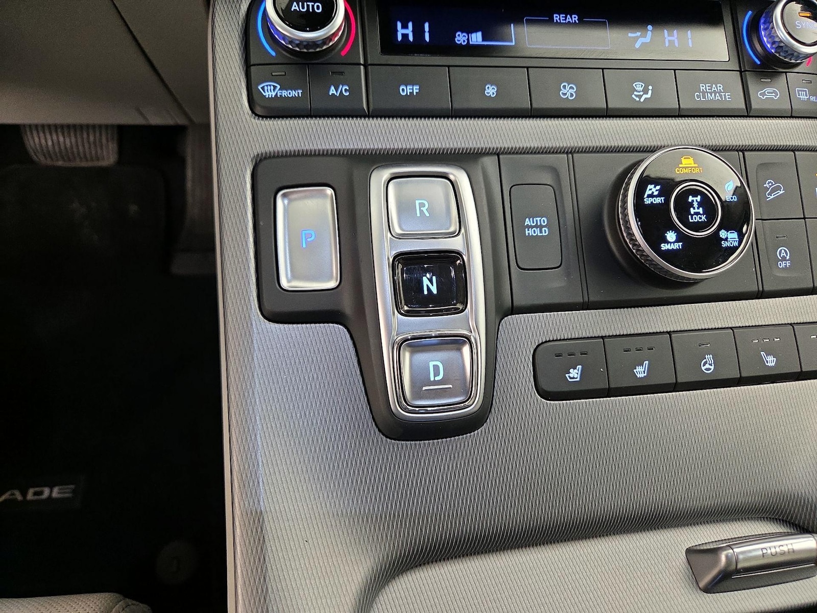 2023 Hyundai Palisade Limited - Photo 19