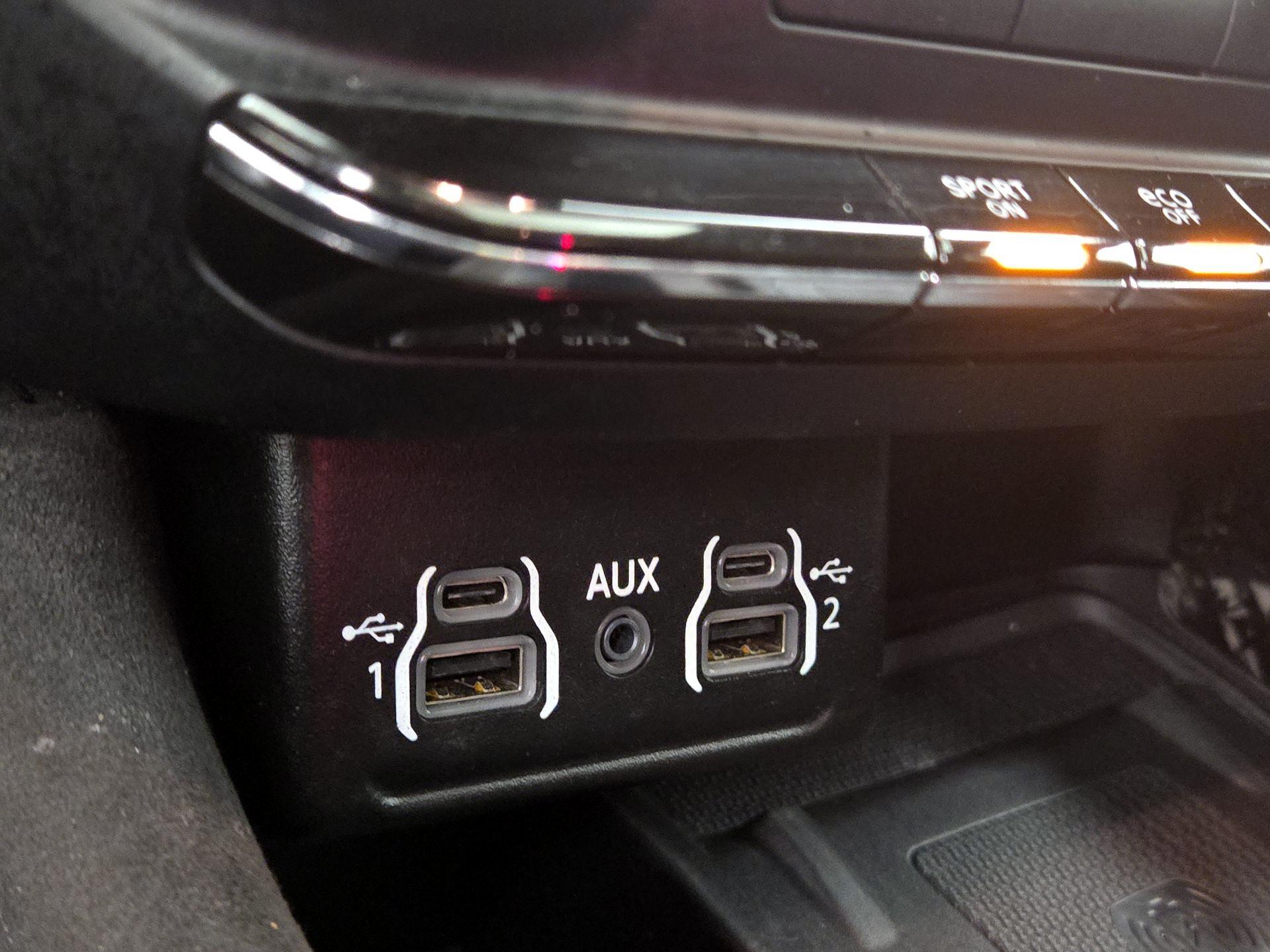 Thumbnail: 2023 Dodge Durango - 18