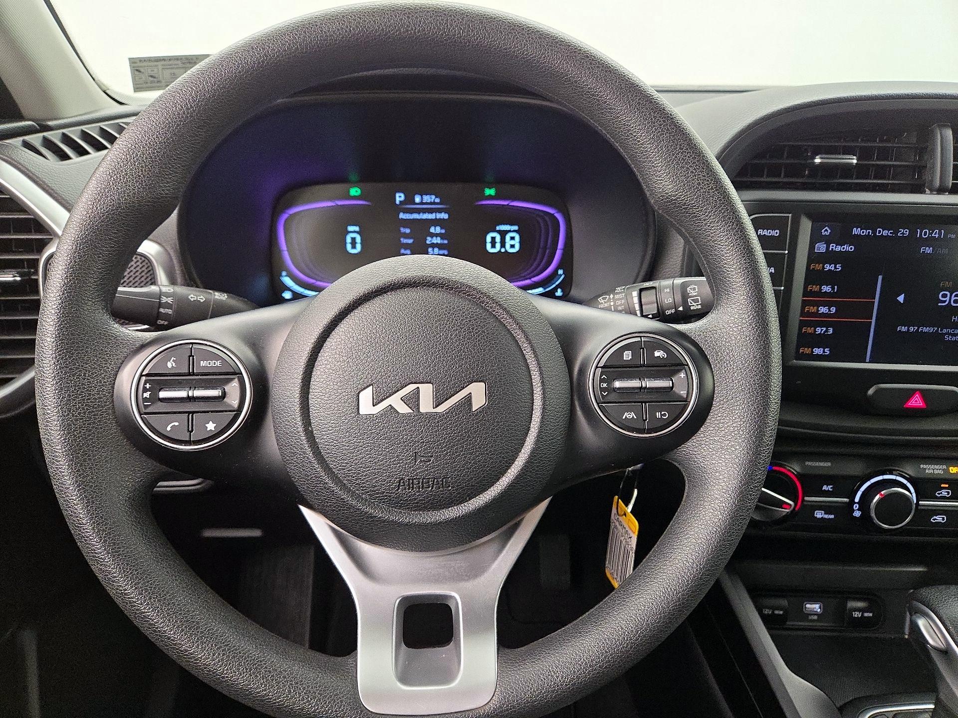 Thumbnail: 2023 Kia Soul - 10