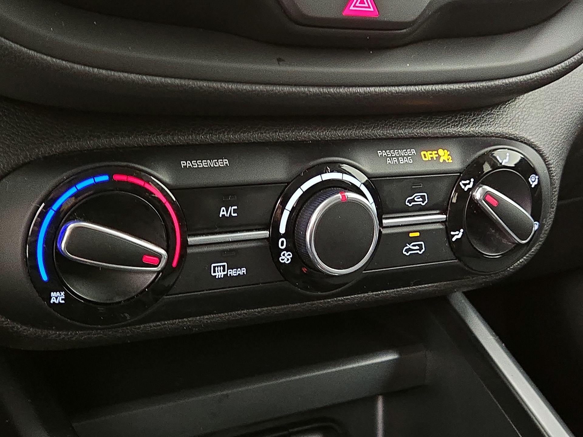 Thumbnail: 2023 Kia Soul - 15