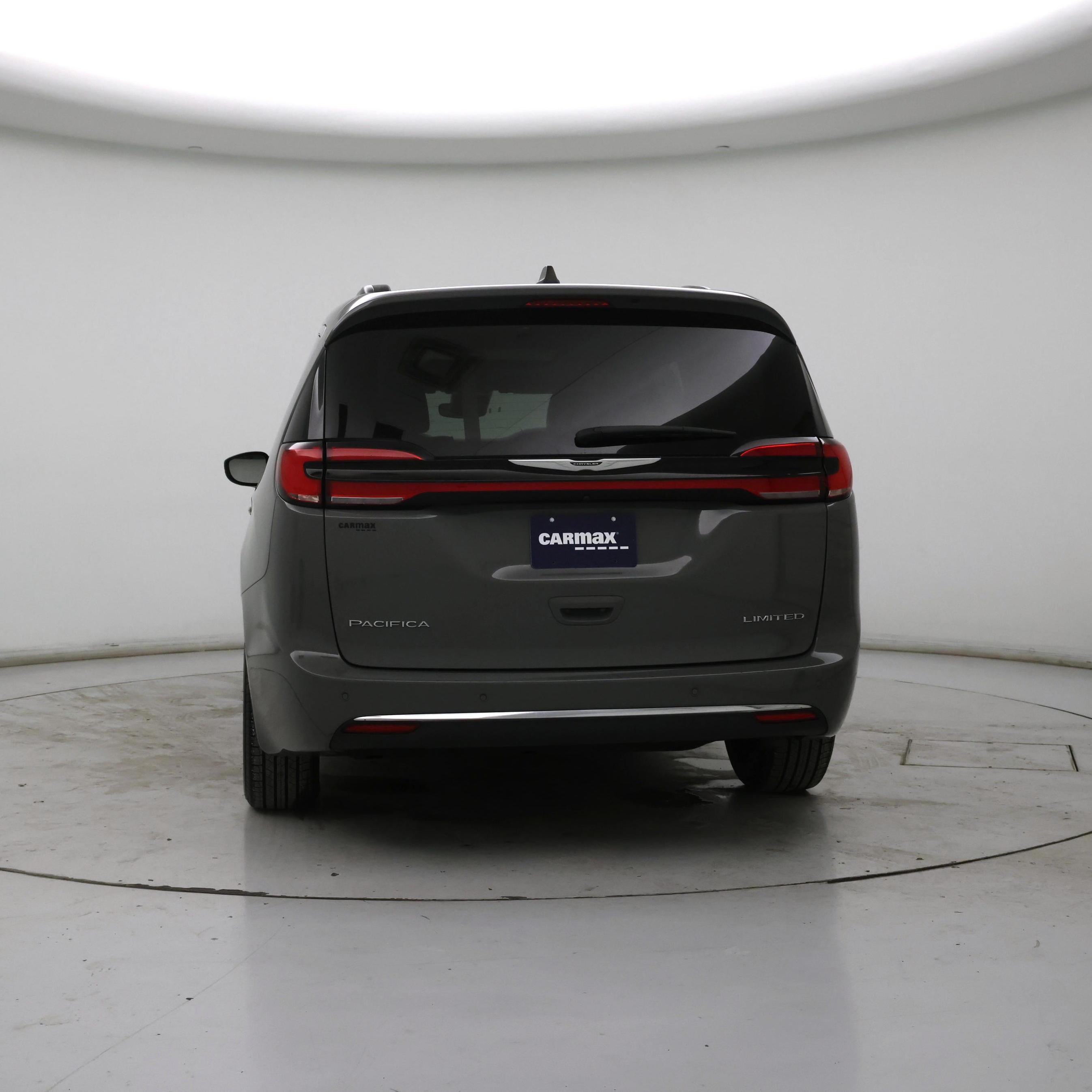 Thumbnail: 2023 Chrysler Pacifica - 6