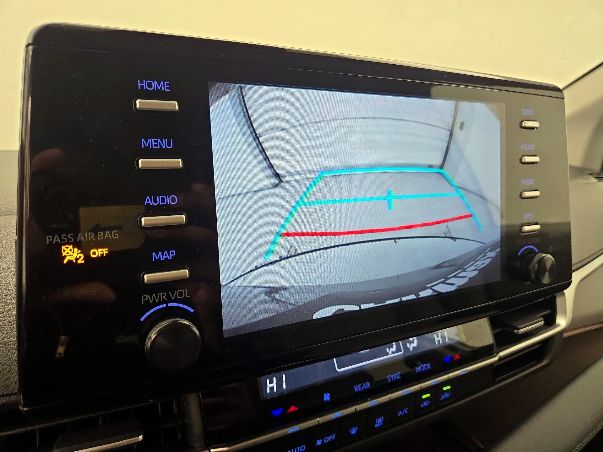 Thumbnail: 2024 Toyota Sienna - 14