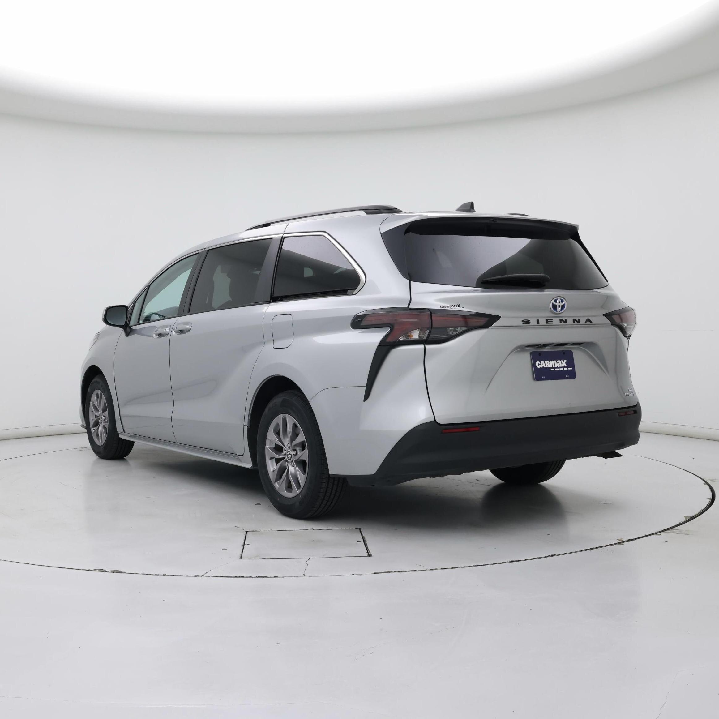 Thumbnail: 2024 Toyota Sienna - 2