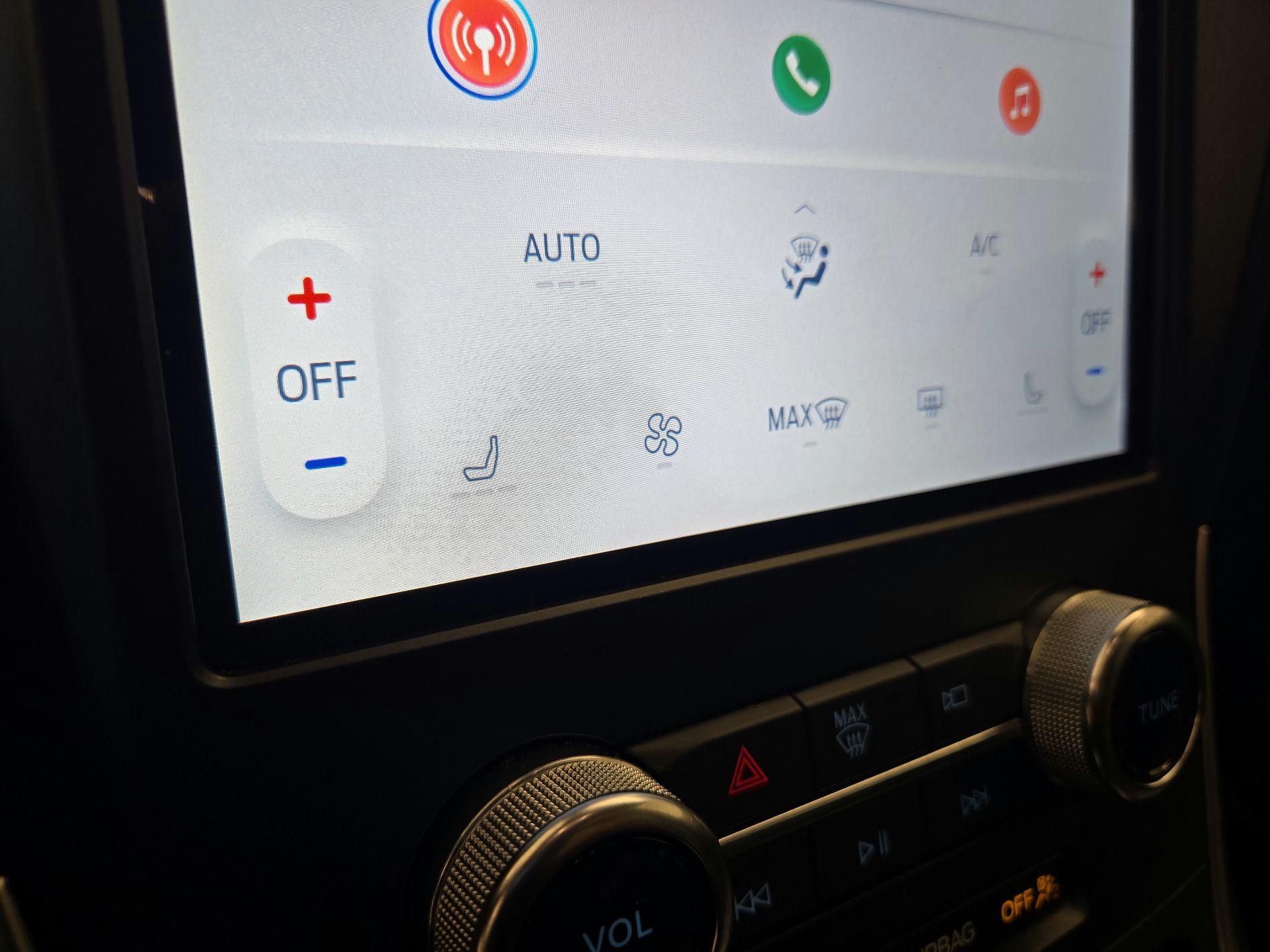 Thumbnail: 2024 Ford Edge - 16