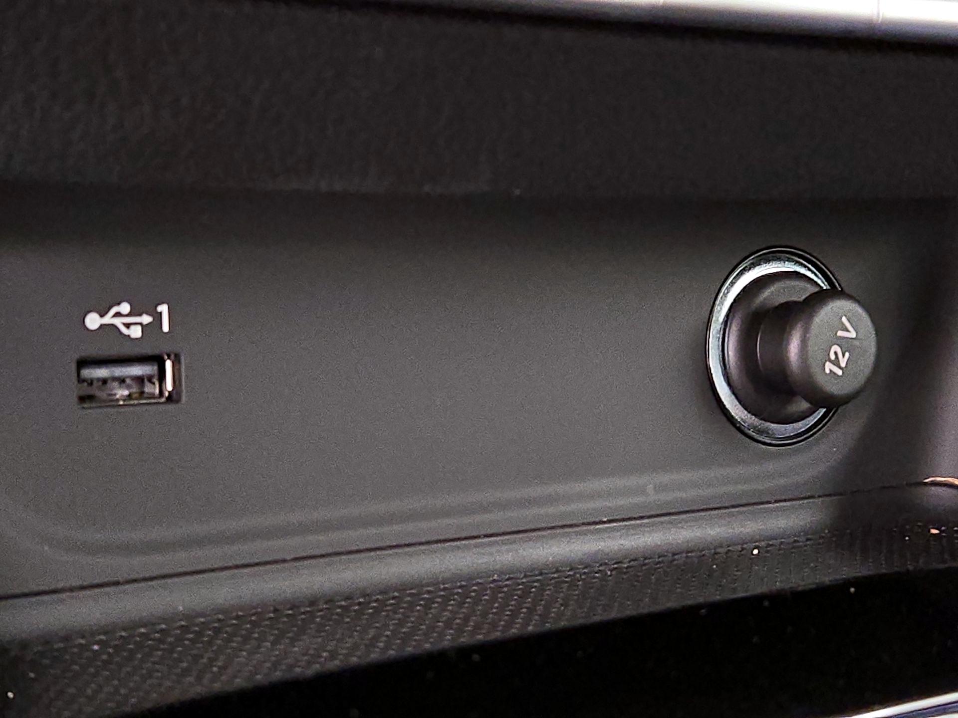 Thumbnail: 2023 Audi A4 - 17