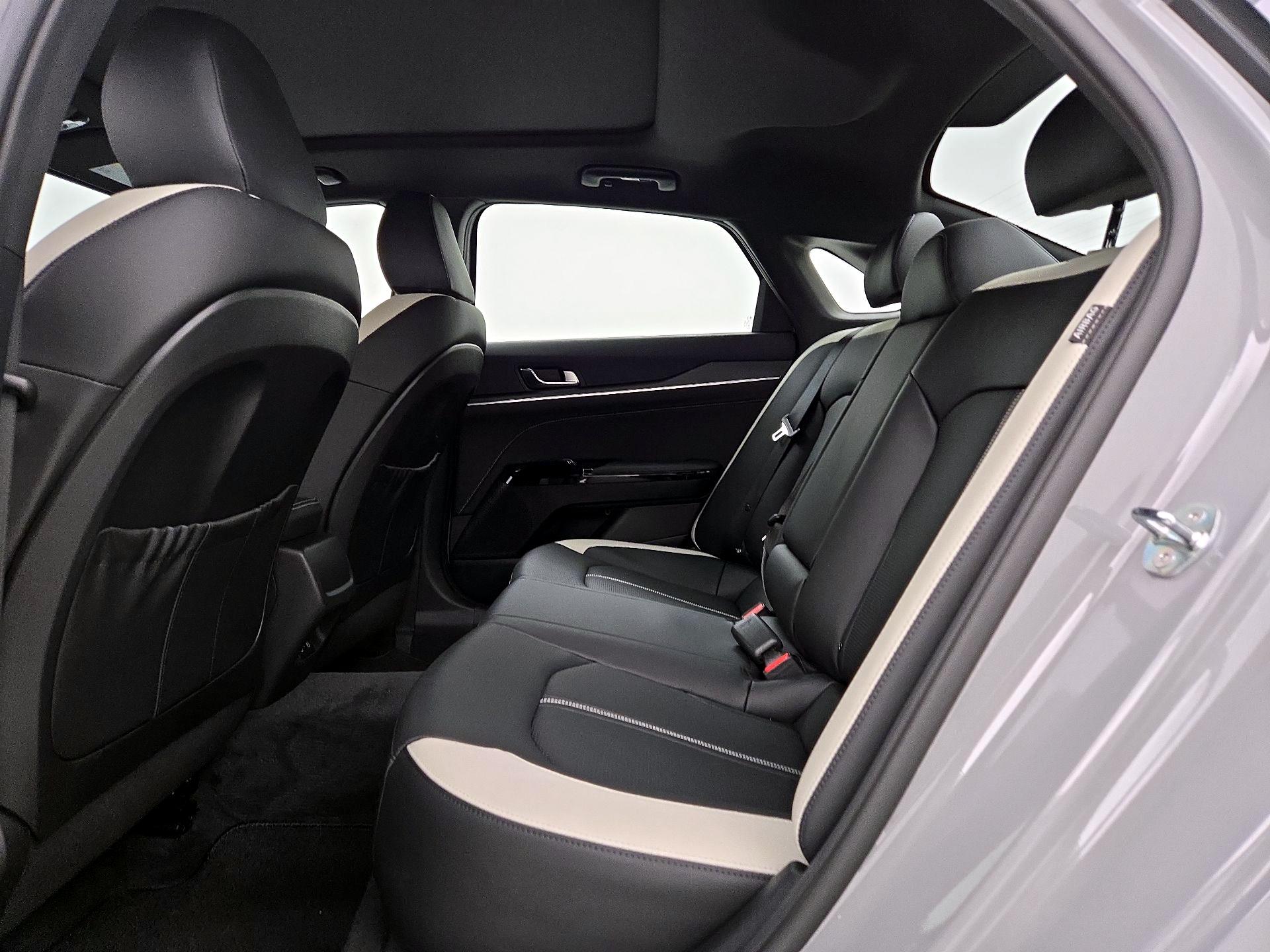 Thumbnail: 2025 Kia K5 - 20