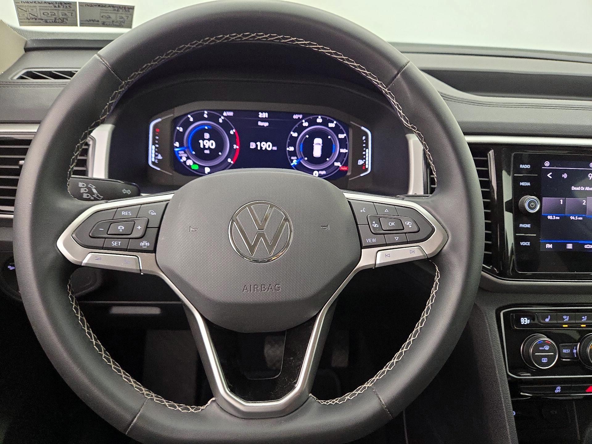 Thumbnail: 2022 Volkswagen Atlas - 10