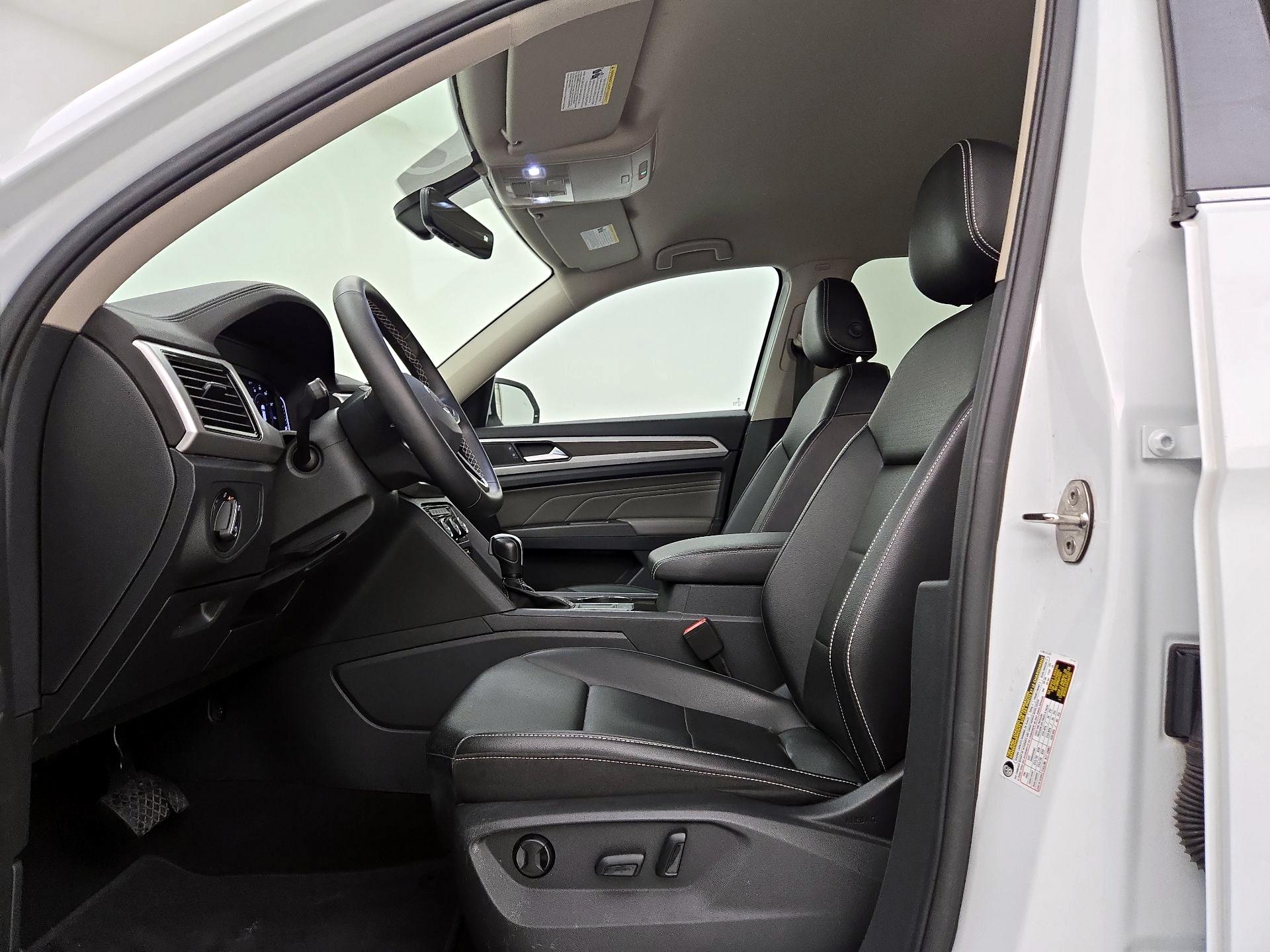 Thumbnail: 2022 Volkswagen Atlas - 11