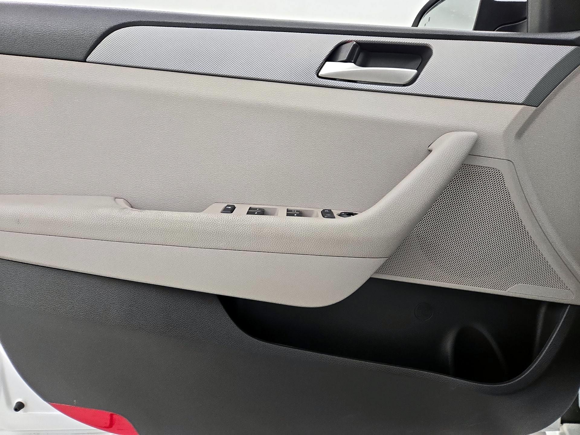 Thumbnail: 2018 Hyundai Sonata - 12