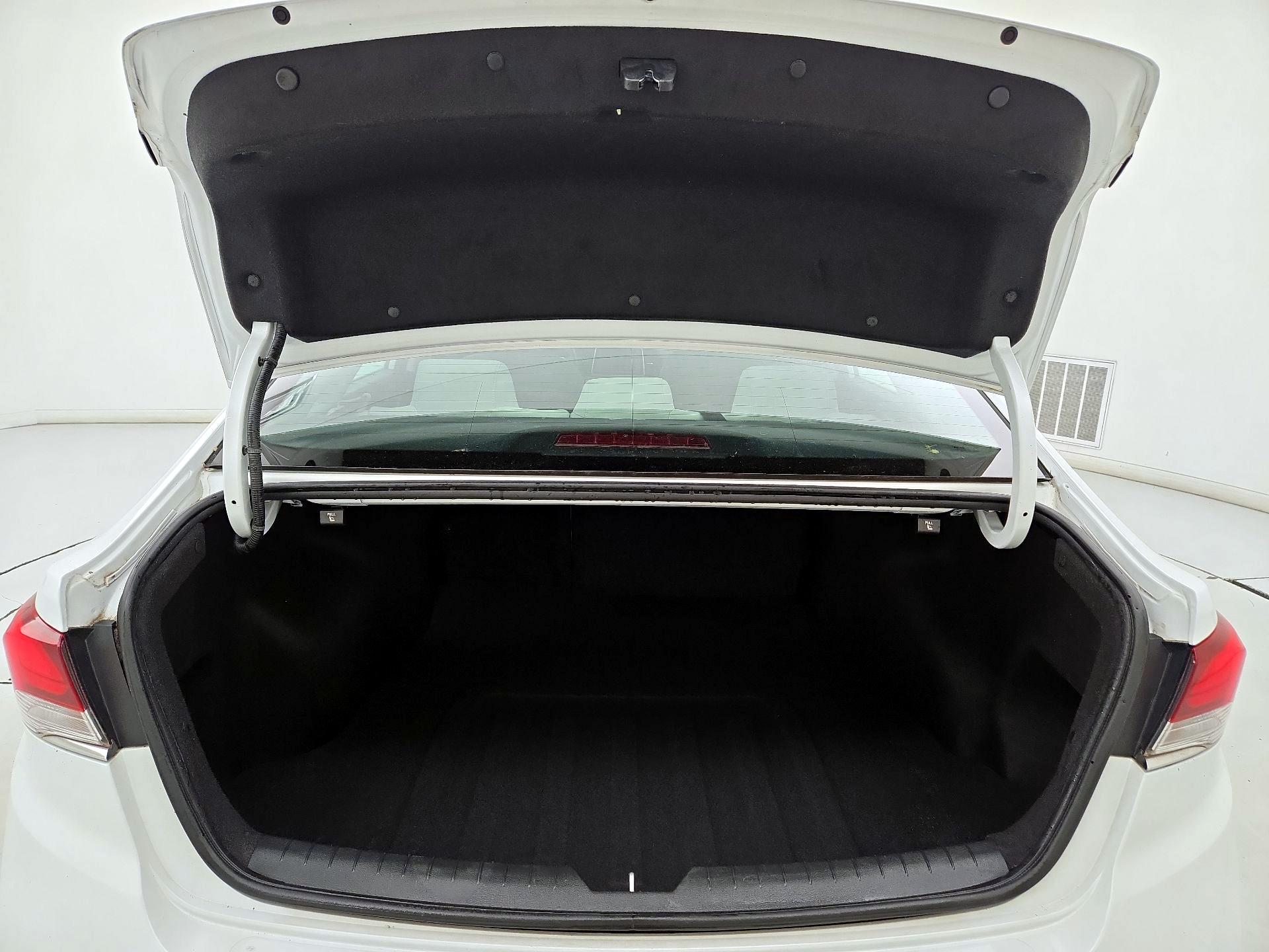 Thumbnail: 2018 Hyundai Sonata - 20