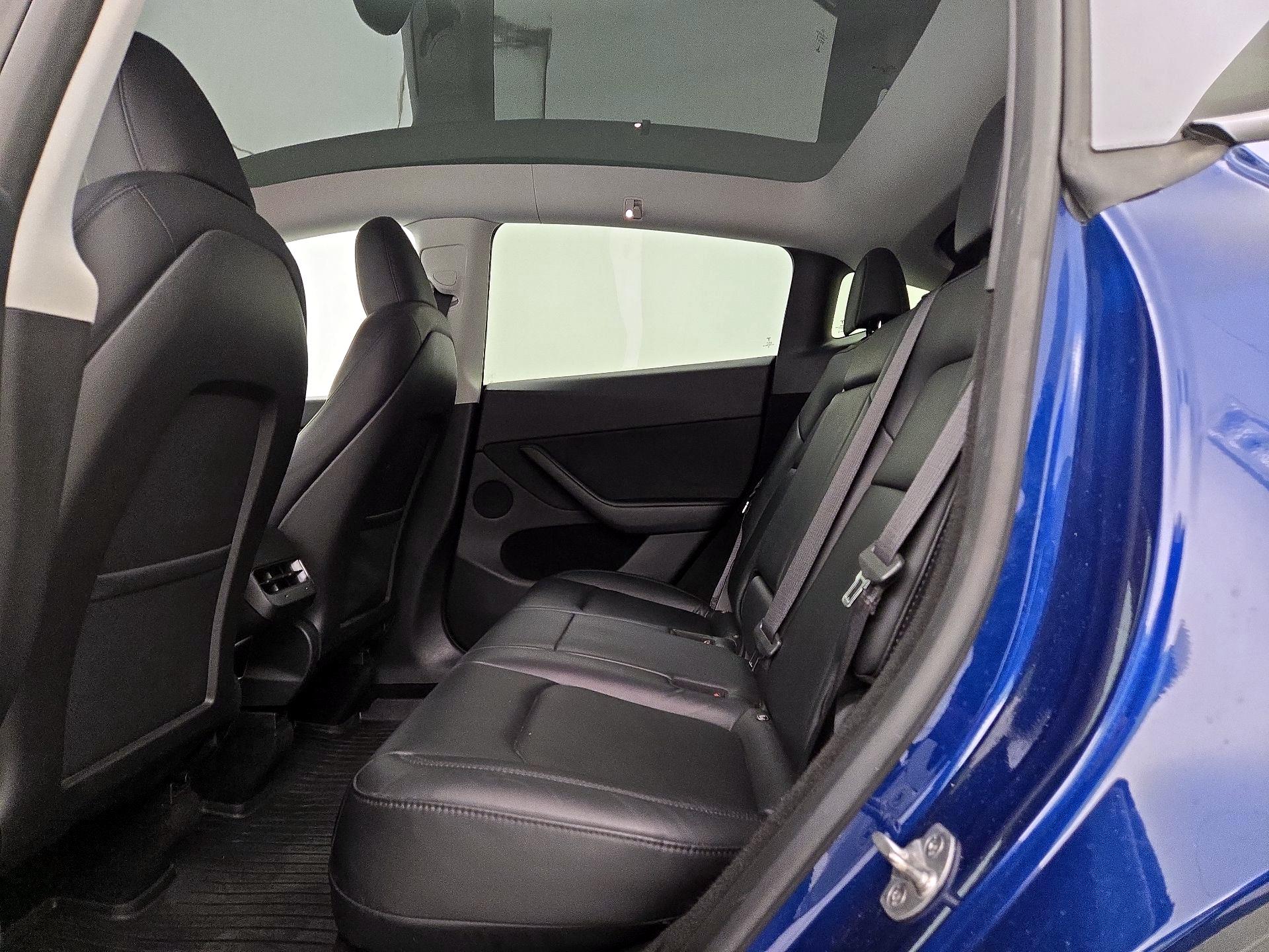 Thumbnail: 2023 Tesla Model Y - 19