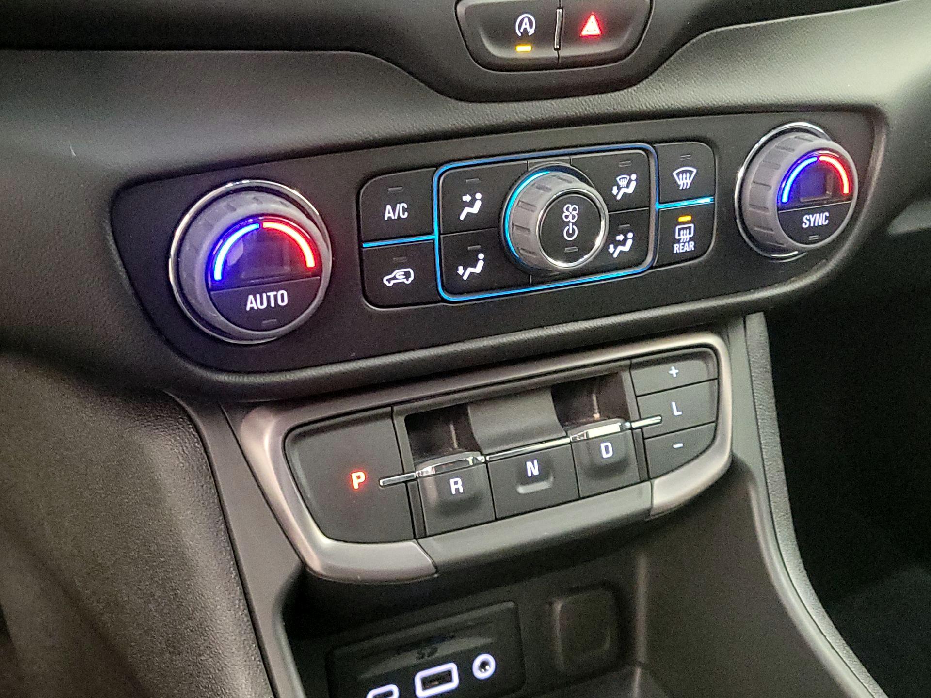 Thumbnail: 2023 GMC Terrain - 17