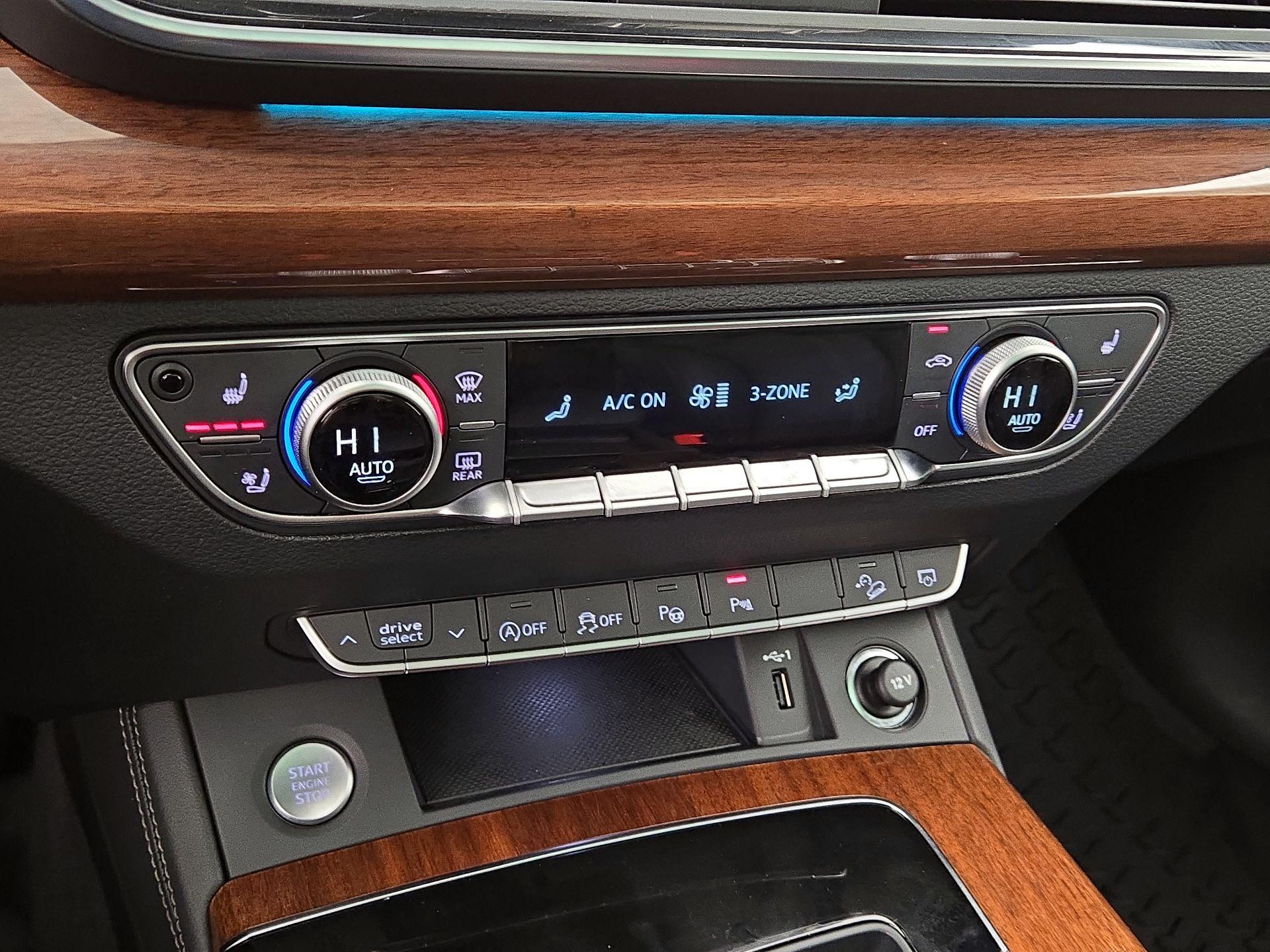 Thumbnail: 2023 Audi Q5 - 17