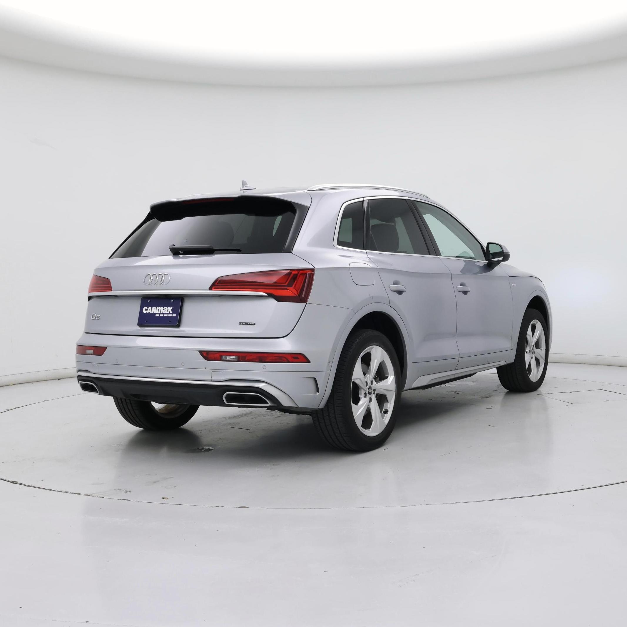 Thumbnail: 2023 Audi Q5 - 8