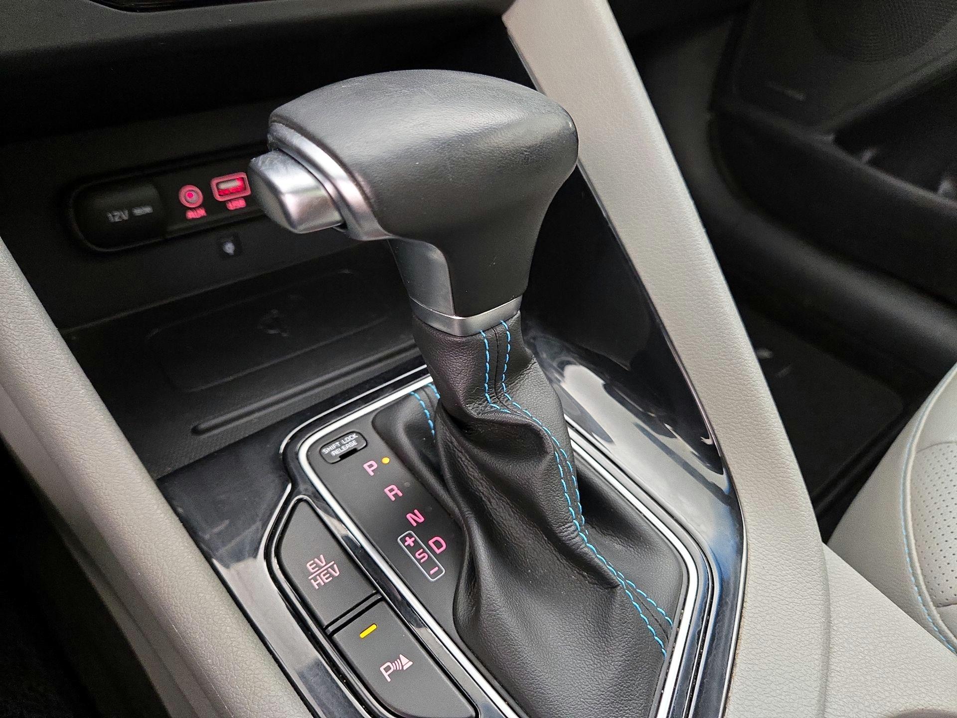 Thumbnail: 2019 Kia Niro - 17