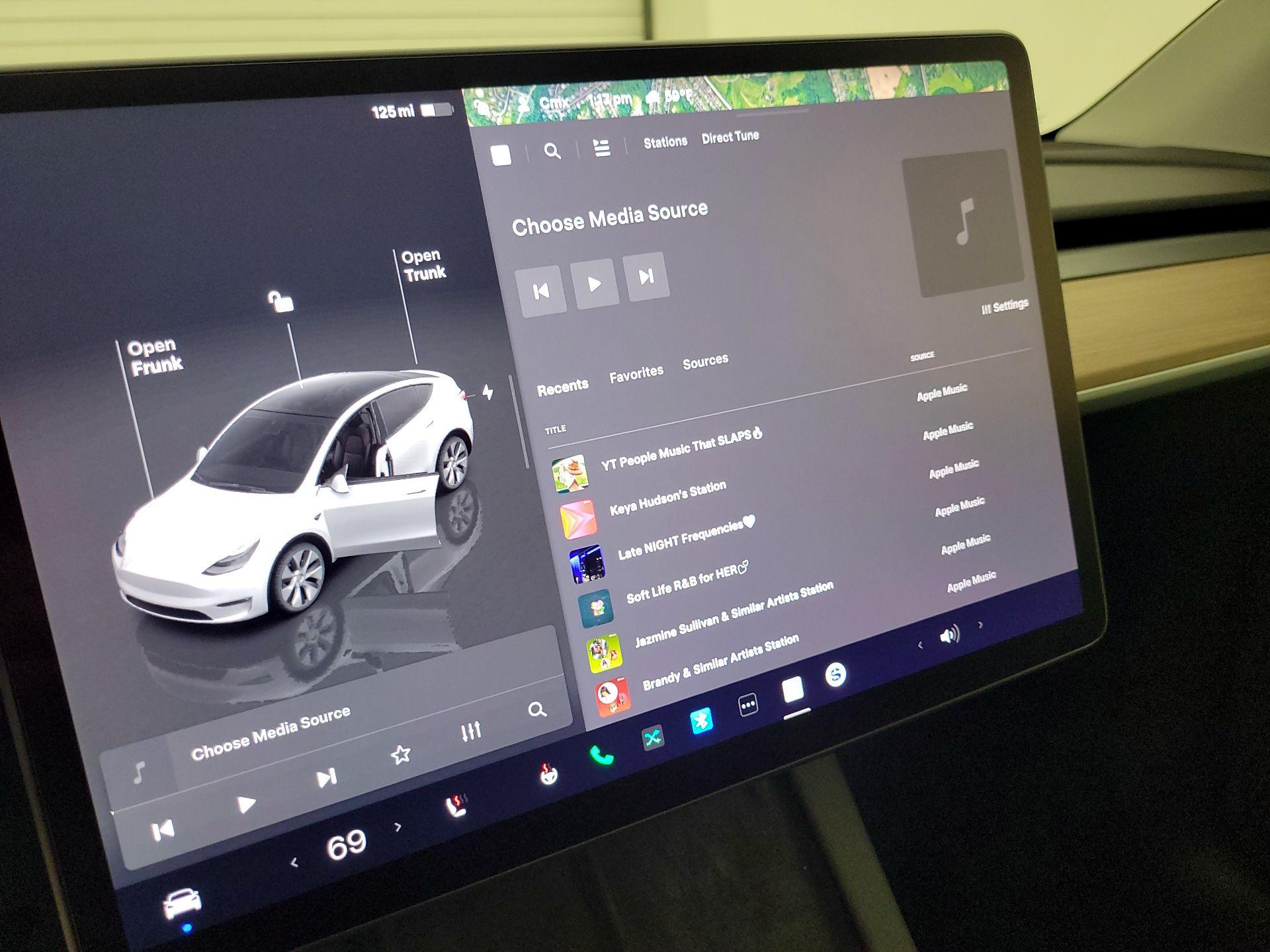 Thumbnail: 2023 Tesla Model Y - 15