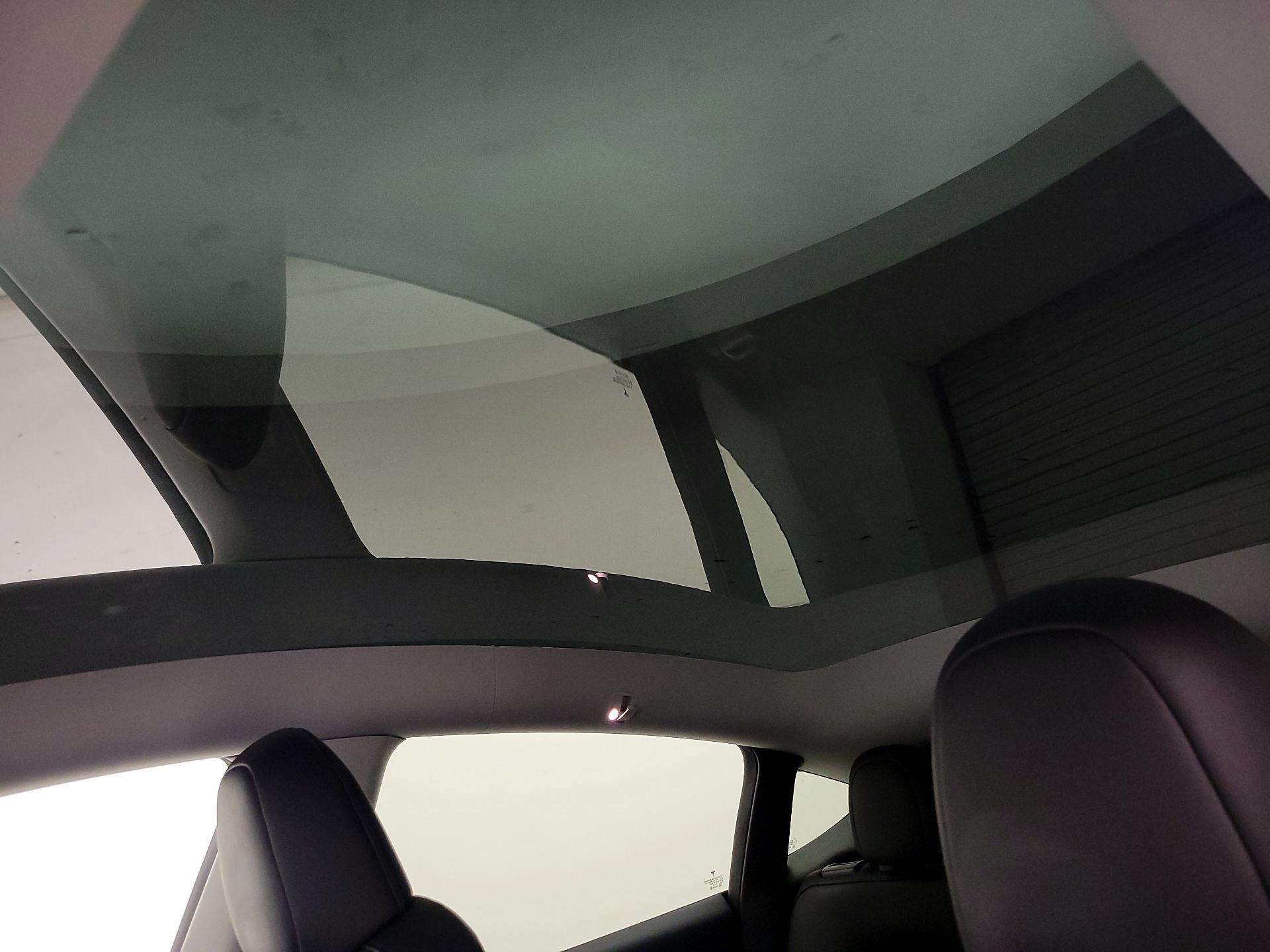 Thumbnail: 2023 Tesla Model Y - 18