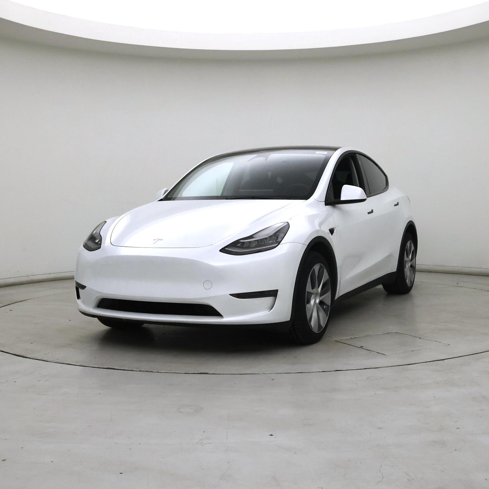 Thumbnail: 2023 Tesla Model Y - 4
