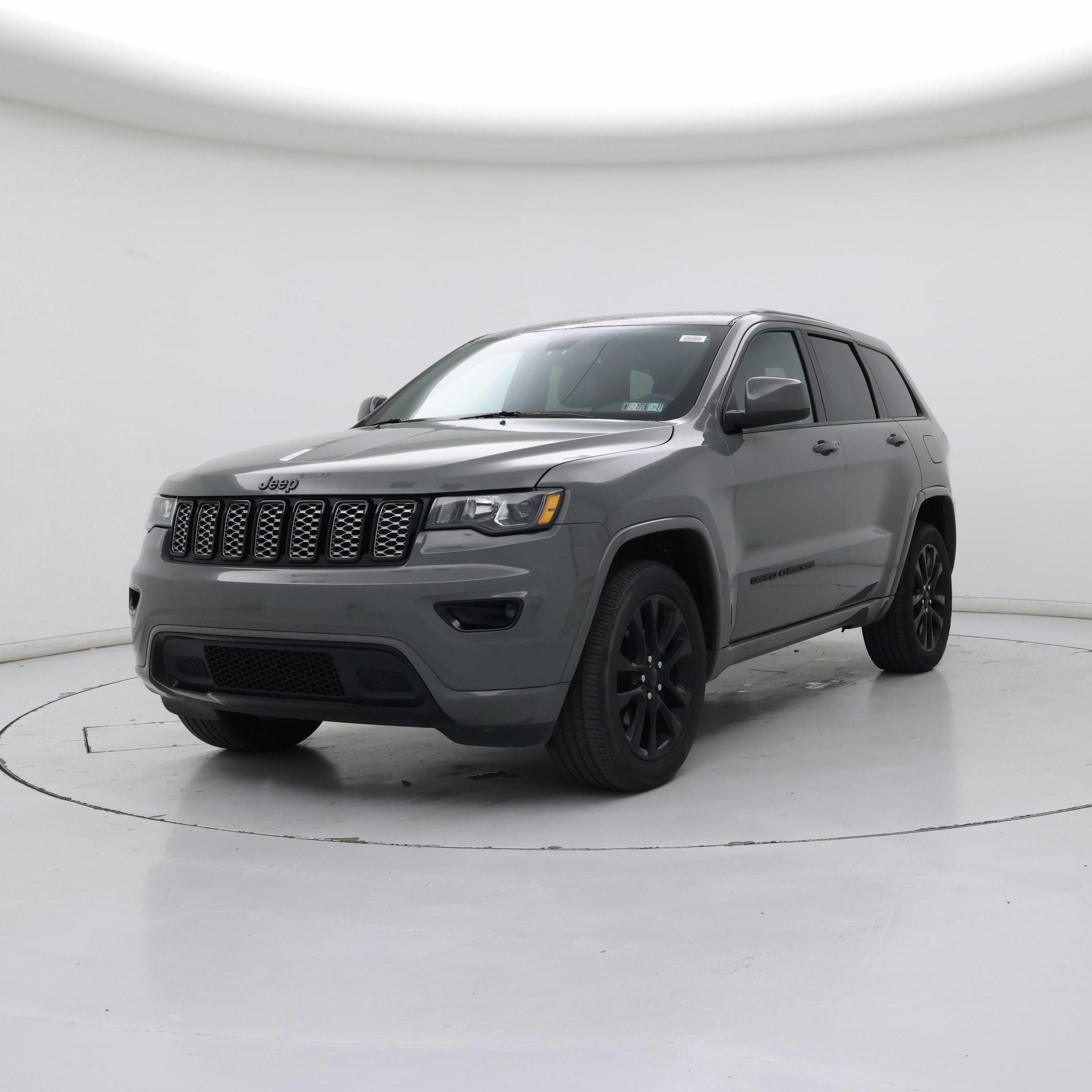 Thumbnail: 2020 Jeep Grand Cherokee - 4