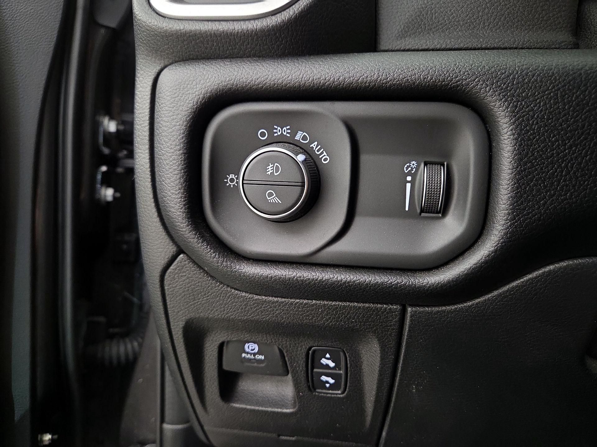 Thumbnail: 2022 RAM 1500 - 13