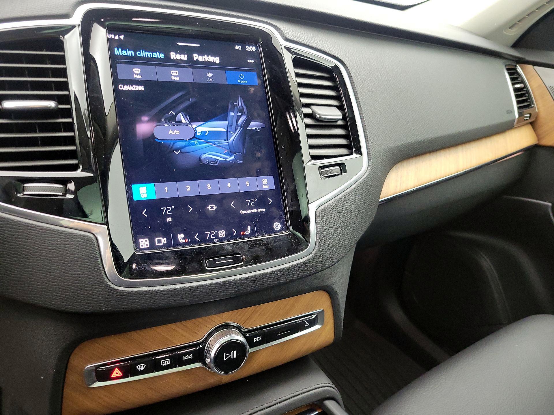 Thumbnail: 2023 Volvo XC90 - 16