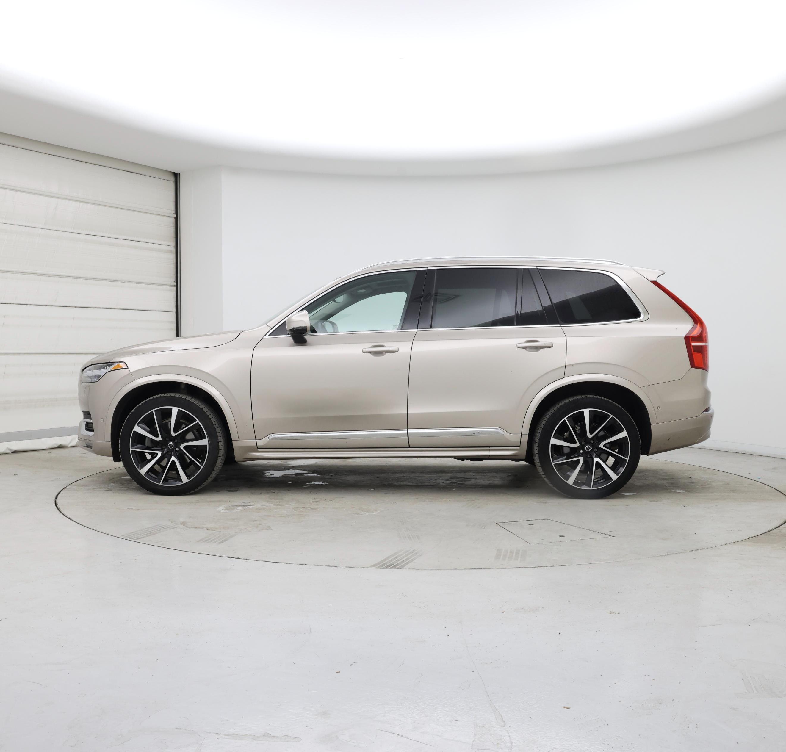 Thumbnail: 2023 Volvo XC90 - 3