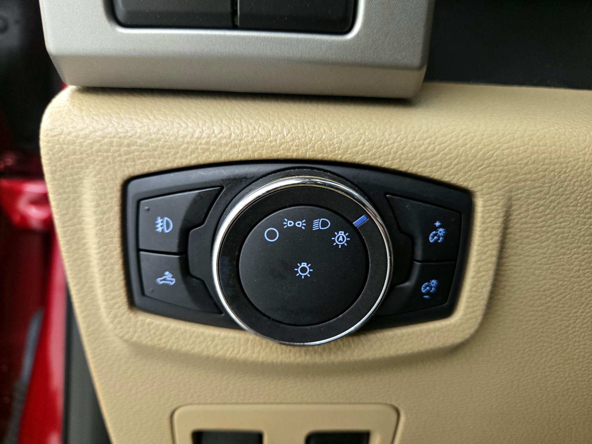 Thumbnail: 2018 Ford F-150 - 13