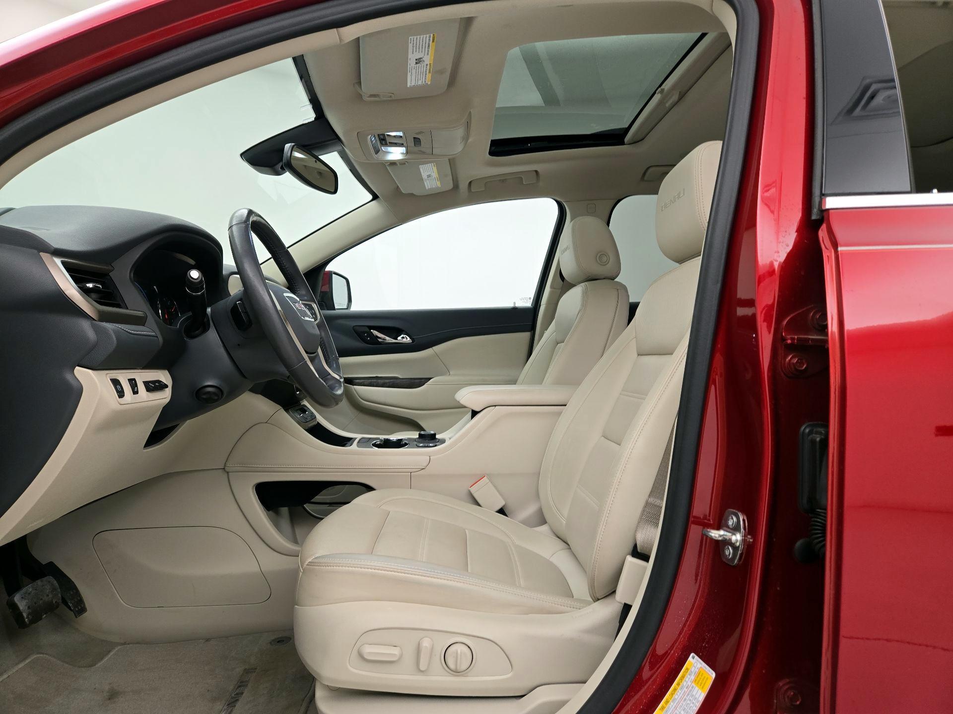 Thumbnail: 2022 GMC Acadia - 11