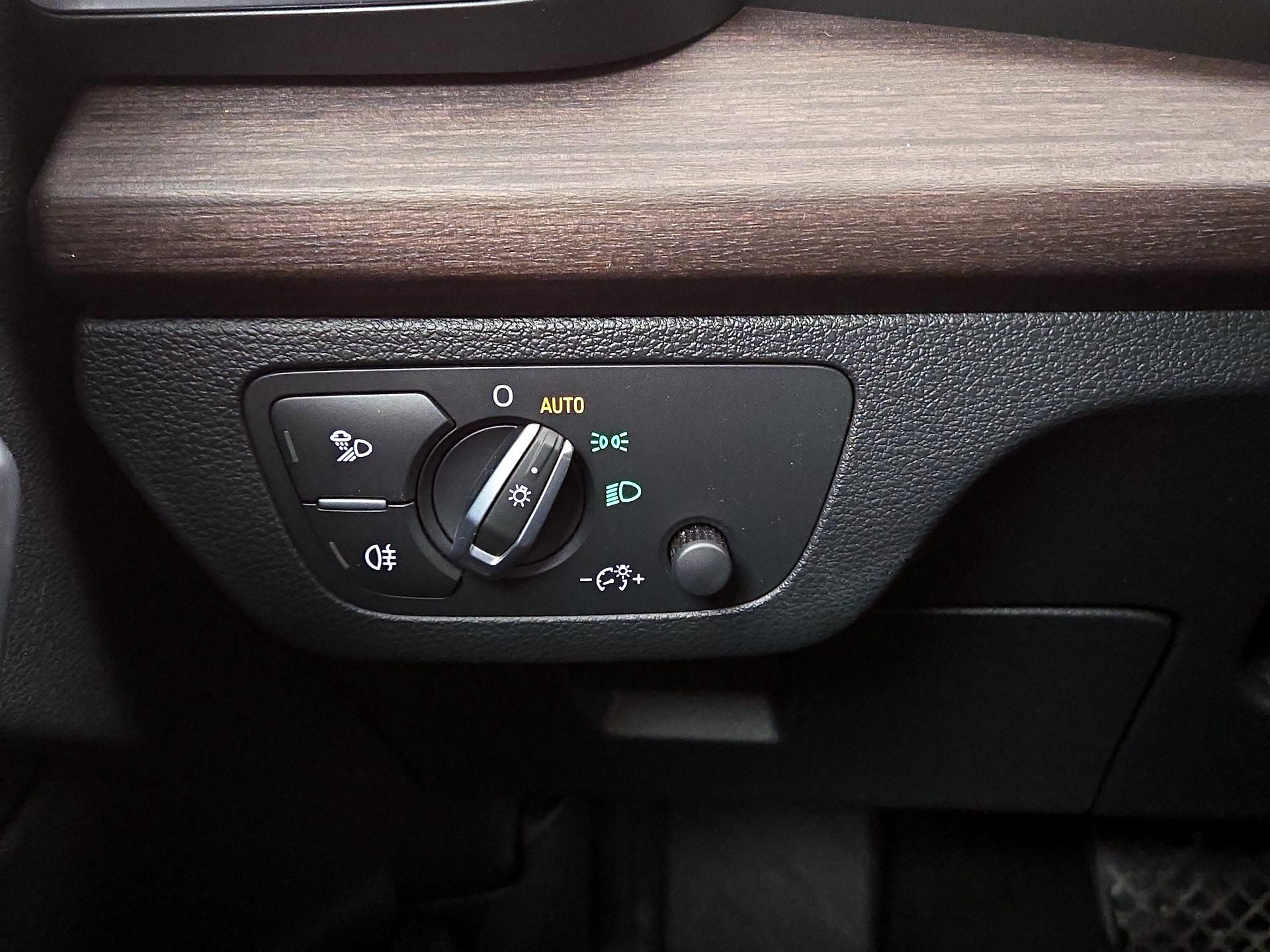 Thumbnail: 2023 Audi Q5 - 13