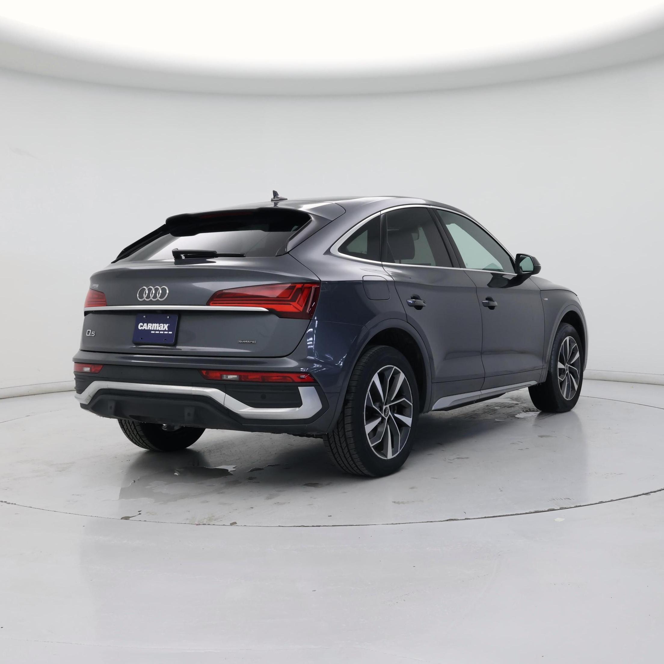 Thumbnail: 2023 Audi Q5 - 8