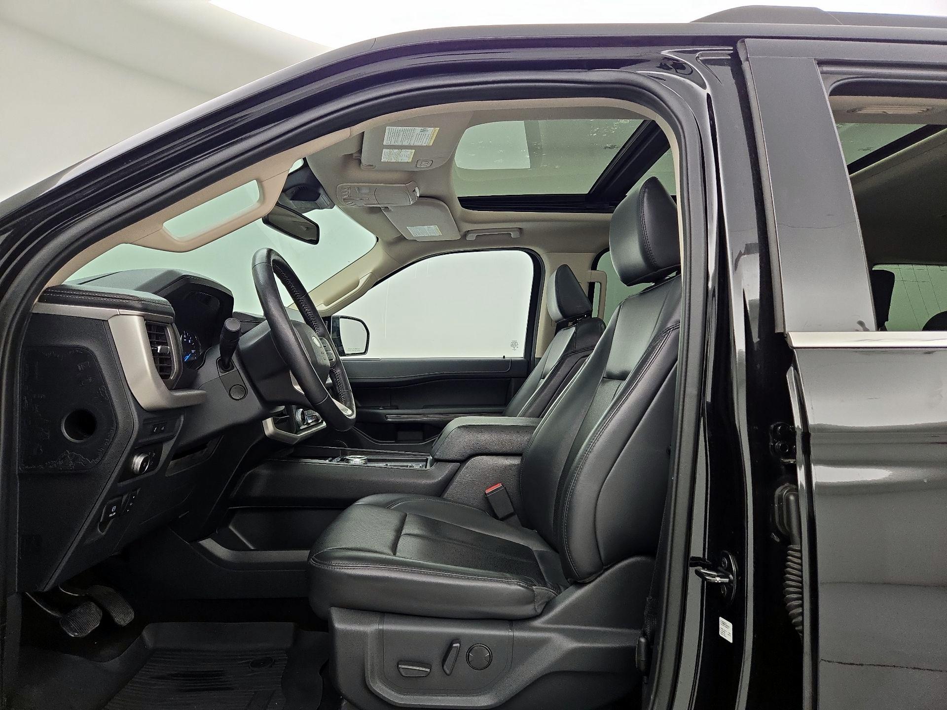 Thumbnail: 2022 Ford Expedition MAX - 11