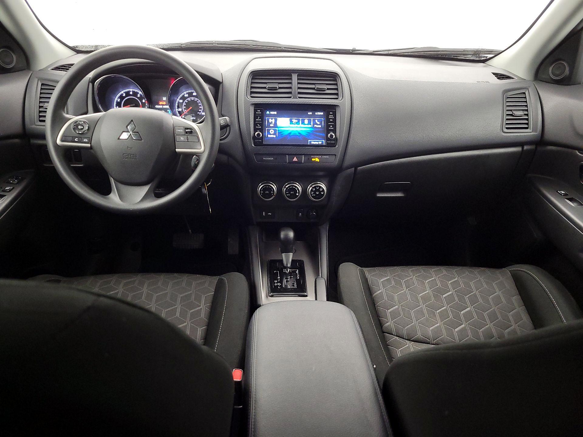 Thumbnail: 2022 Mitsubishi Outlander Sport - 9