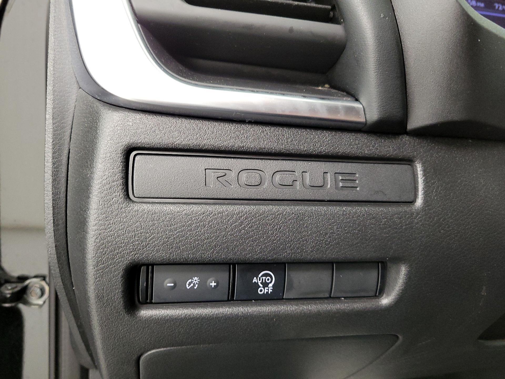 Thumbnail: 2023 Nissan Rogue - 13