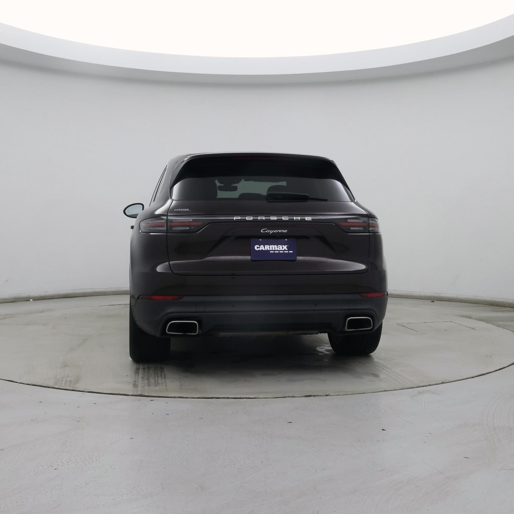 Thumbnail: 2023 Porsche Cayenne - 6