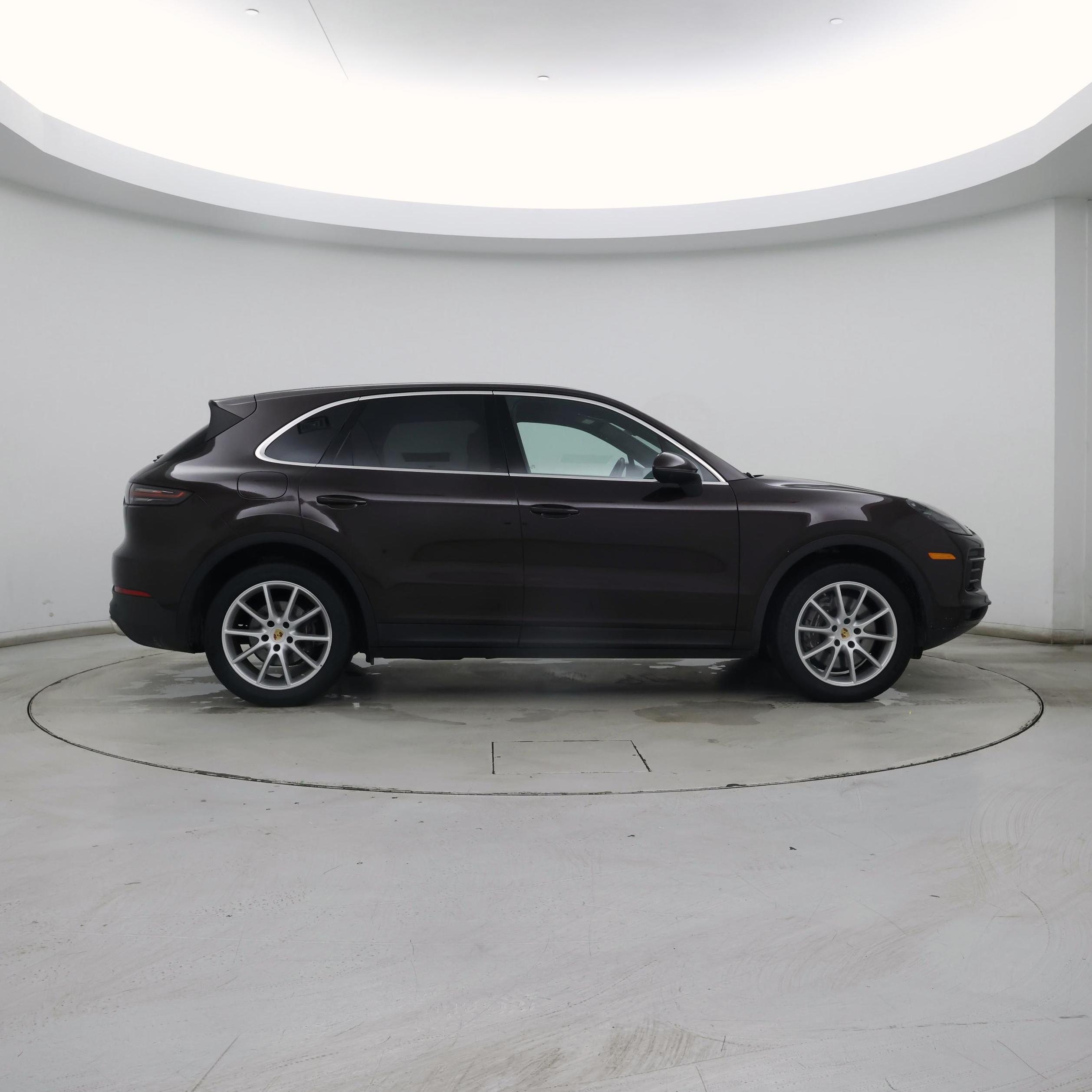 Thumbnail: 2023 Porsche Cayenne - 7