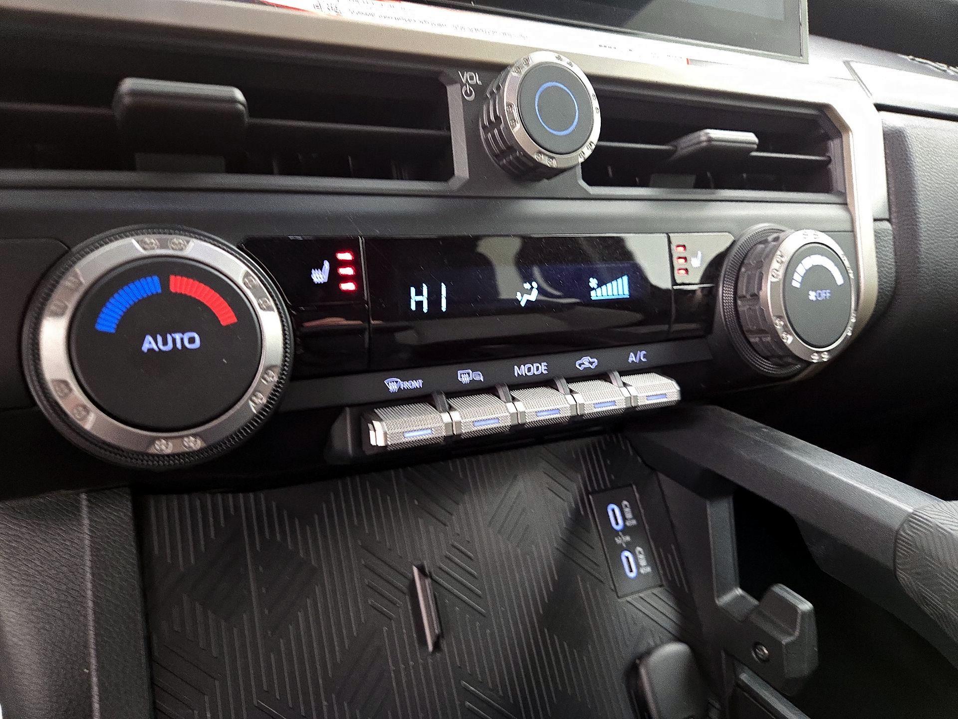 Thumbnail: 2024 Toyota Tacoma - 16