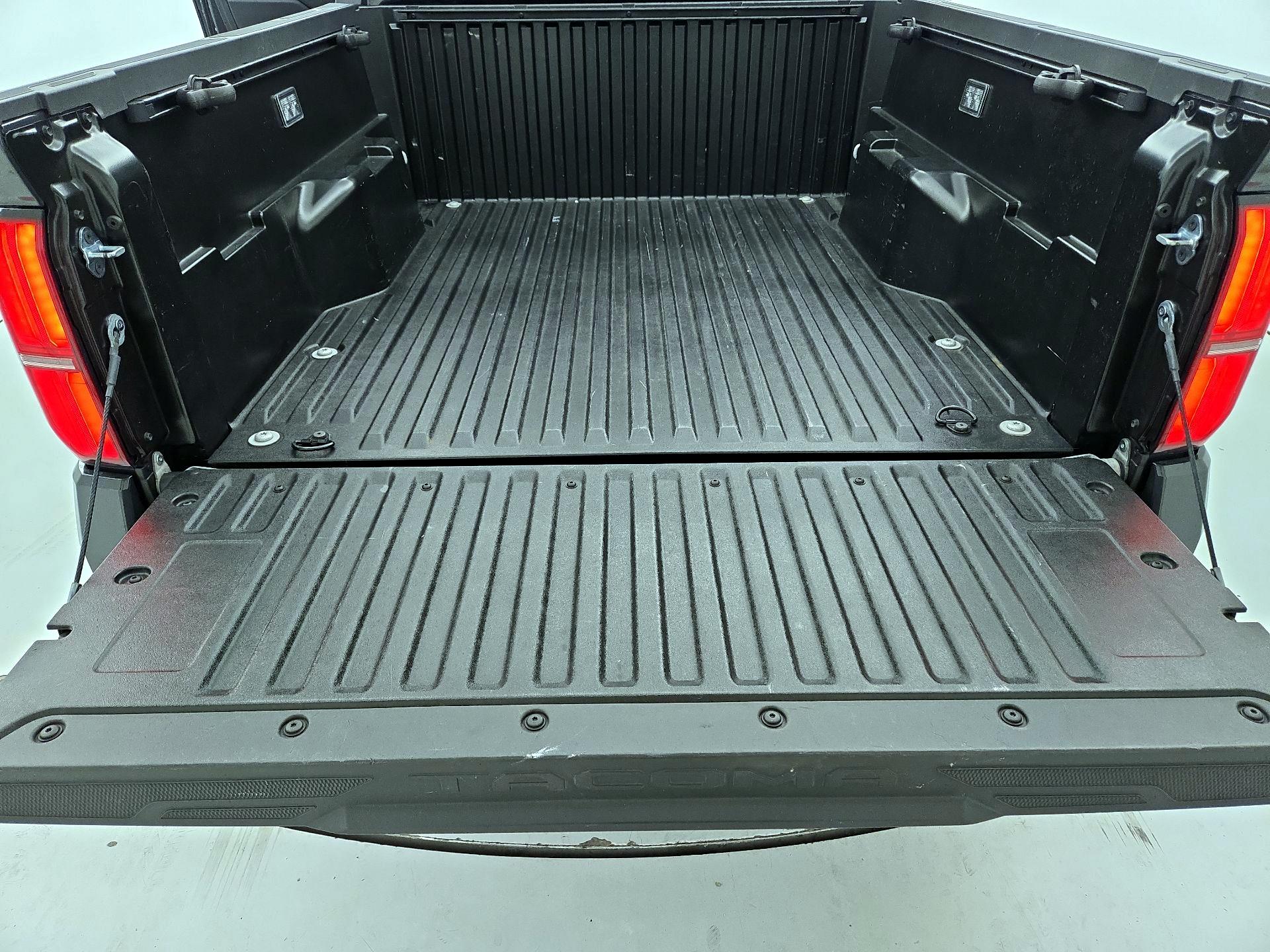 Thumbnail: 2024 Toyota Tacoma - 20