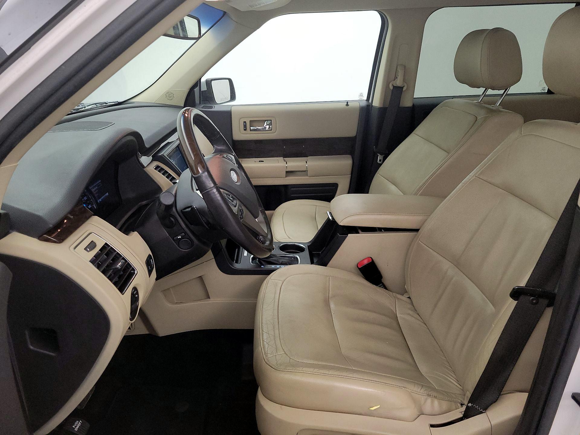 Thumbnail: 2016 Ford Flex - 11