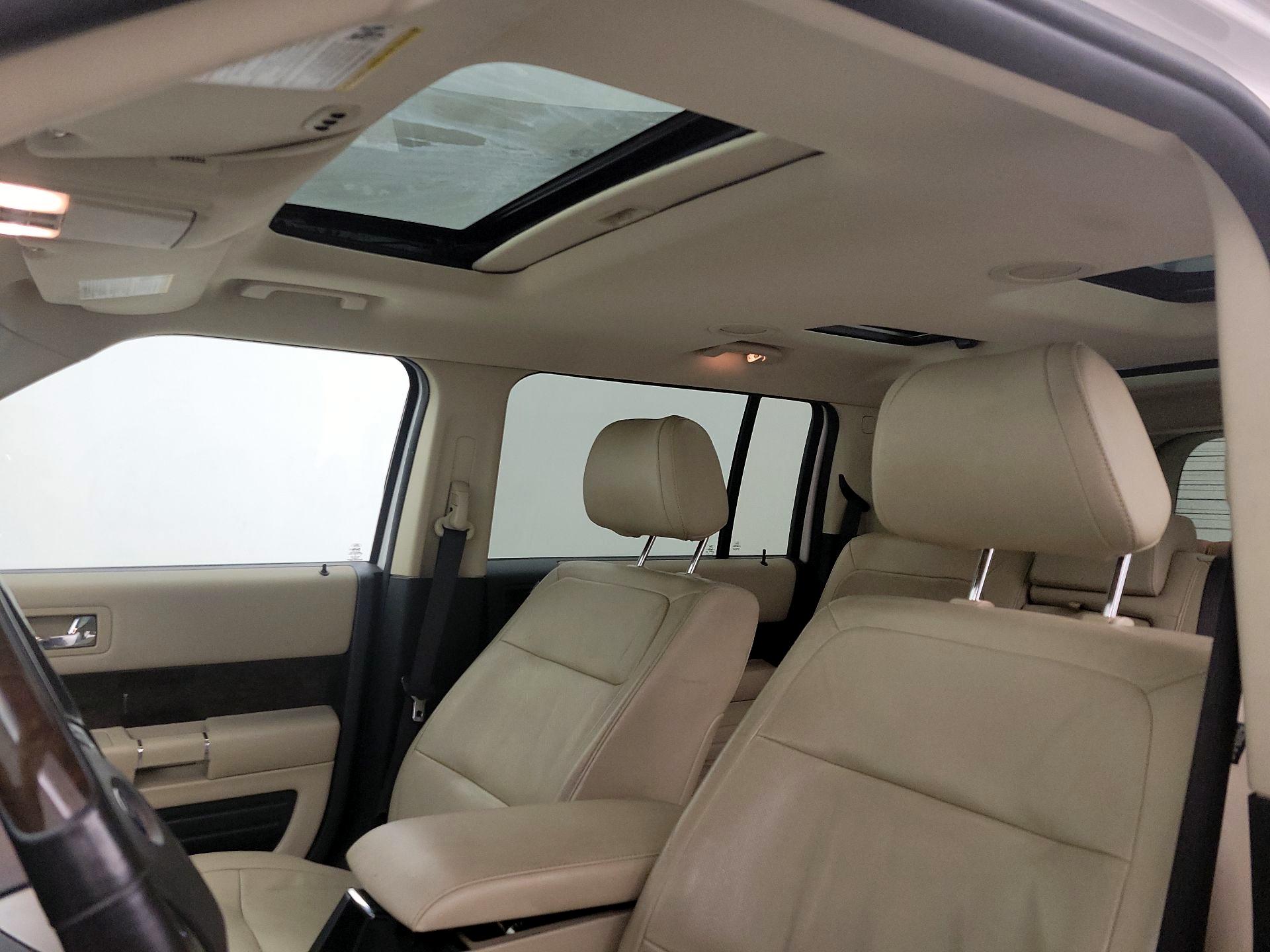 Thumbnail: 2016 Ford Flex - 19