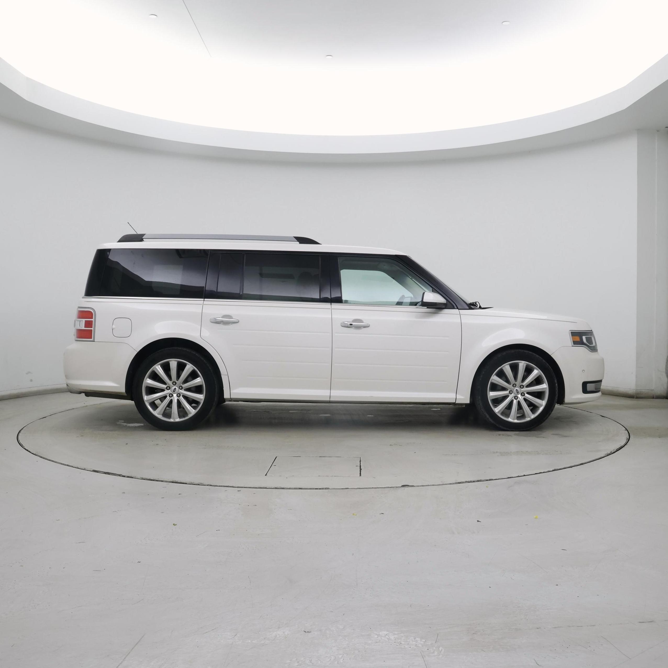 Thumbnail: 2016 Ford Flex - 7