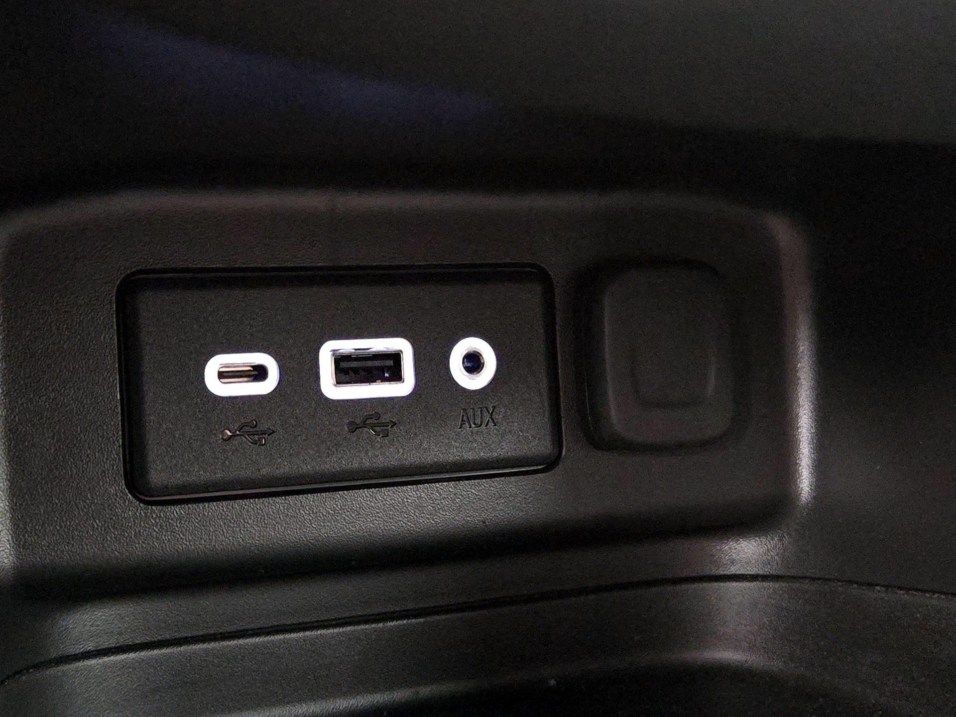 Thumbnail: 2023 Chevrolet Equinox - 17