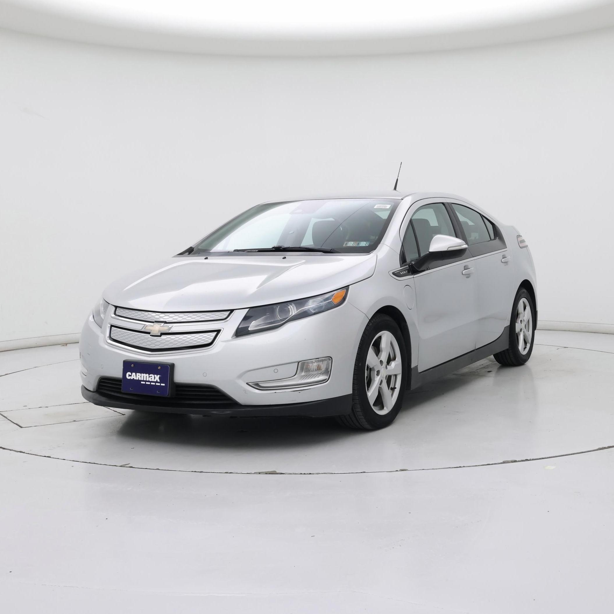 Thumbnail: 2014 Chevrolet Volt - 4