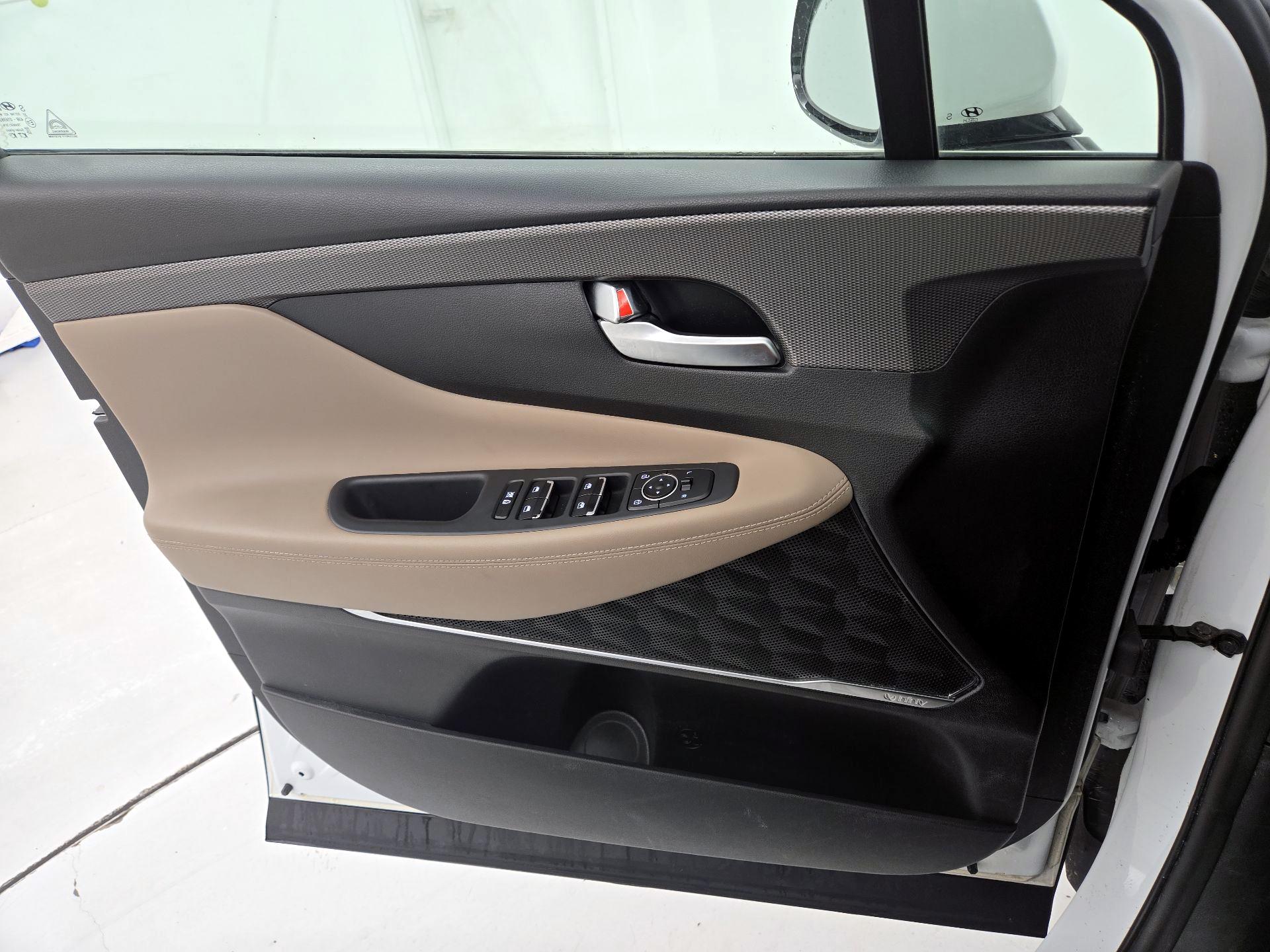 Thumbnail: 2019 Hyundai Santa Fe - 12