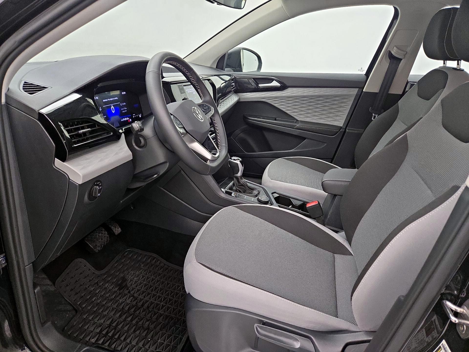 Thumbnail: 2024 Volkswagen Taos - 11