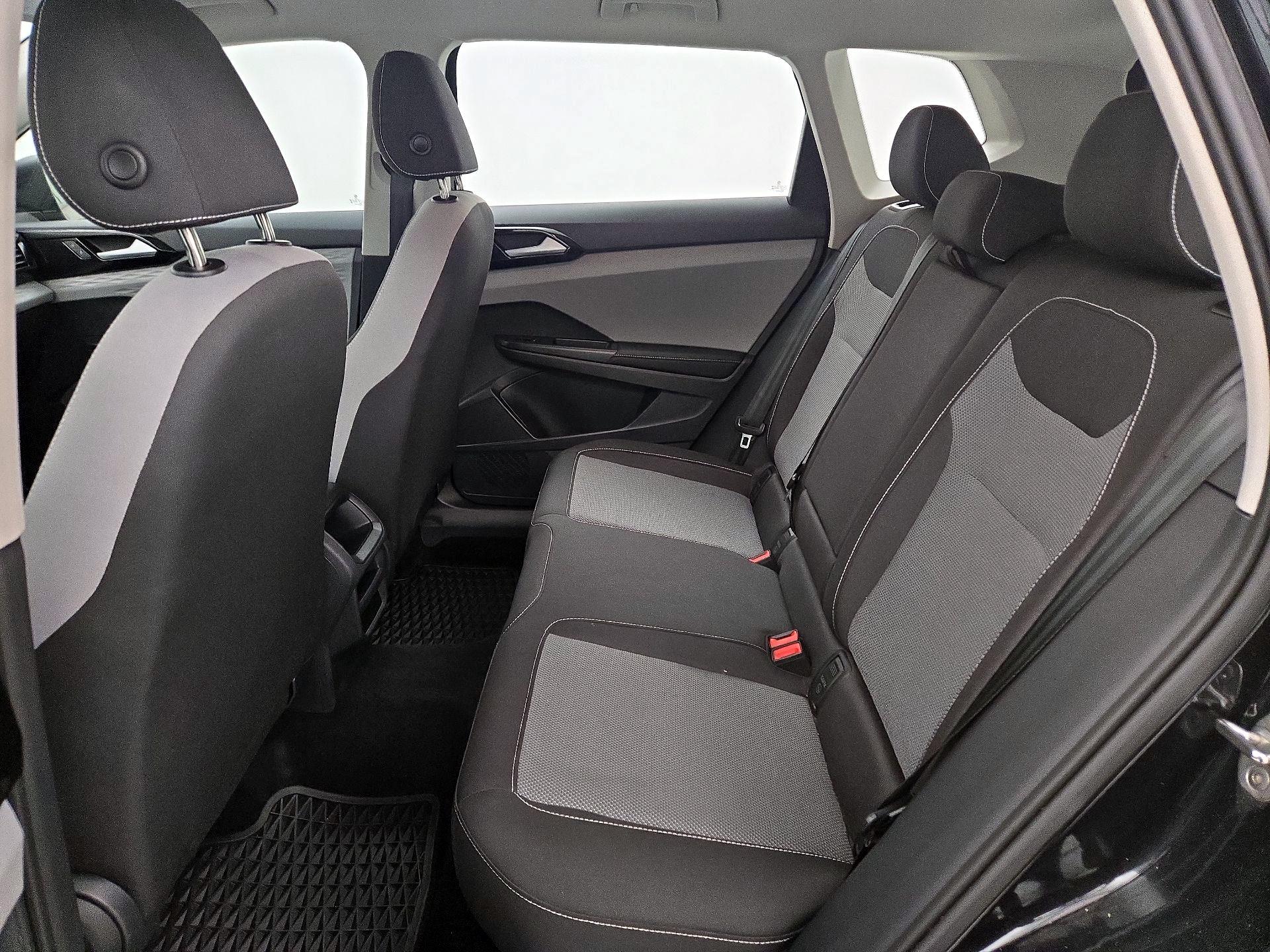 Thumbnail: 2024 Volkswagen Taos - 19