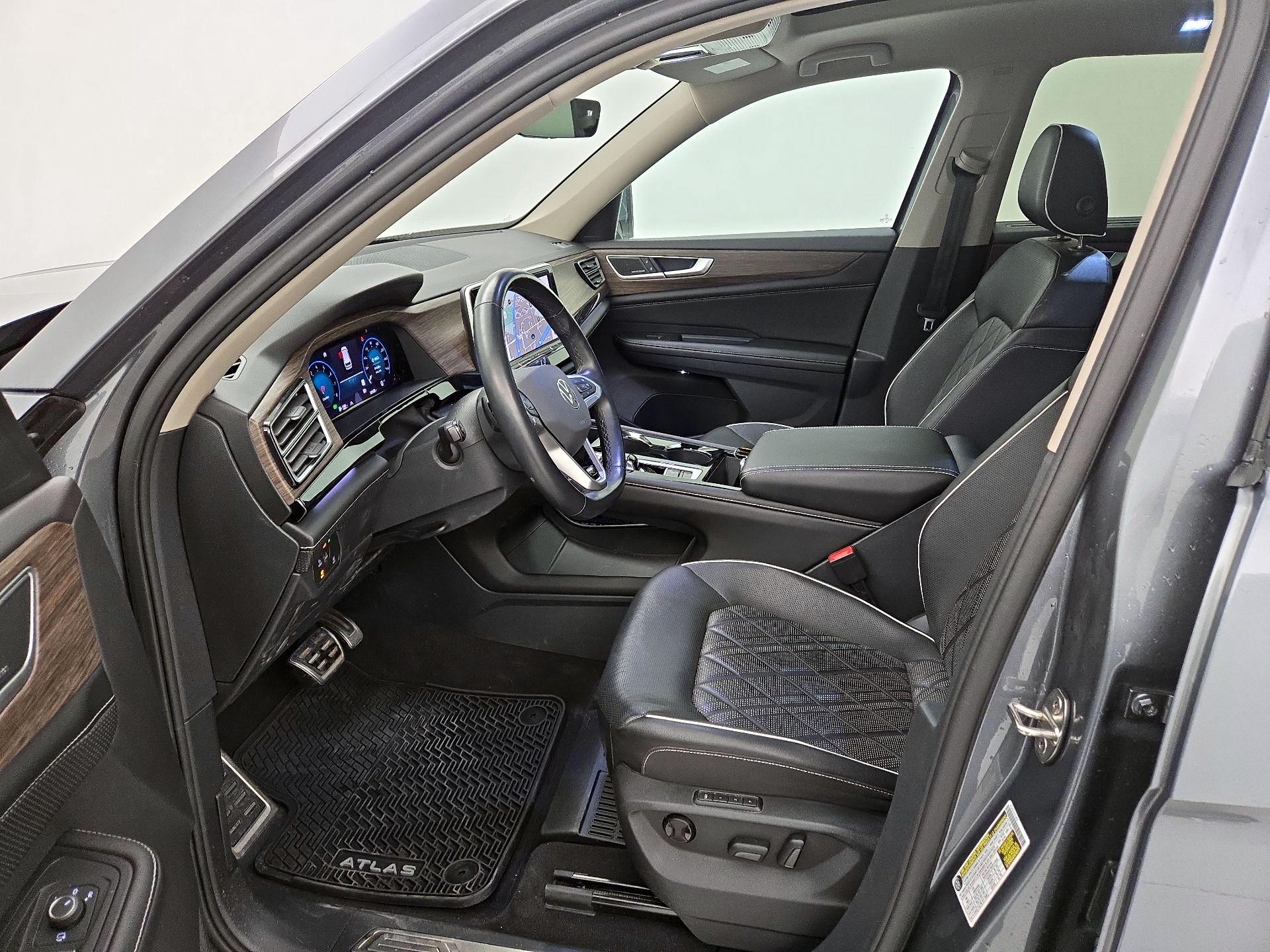 Thumbnail: 2024 Volkswagen Atlas - 11