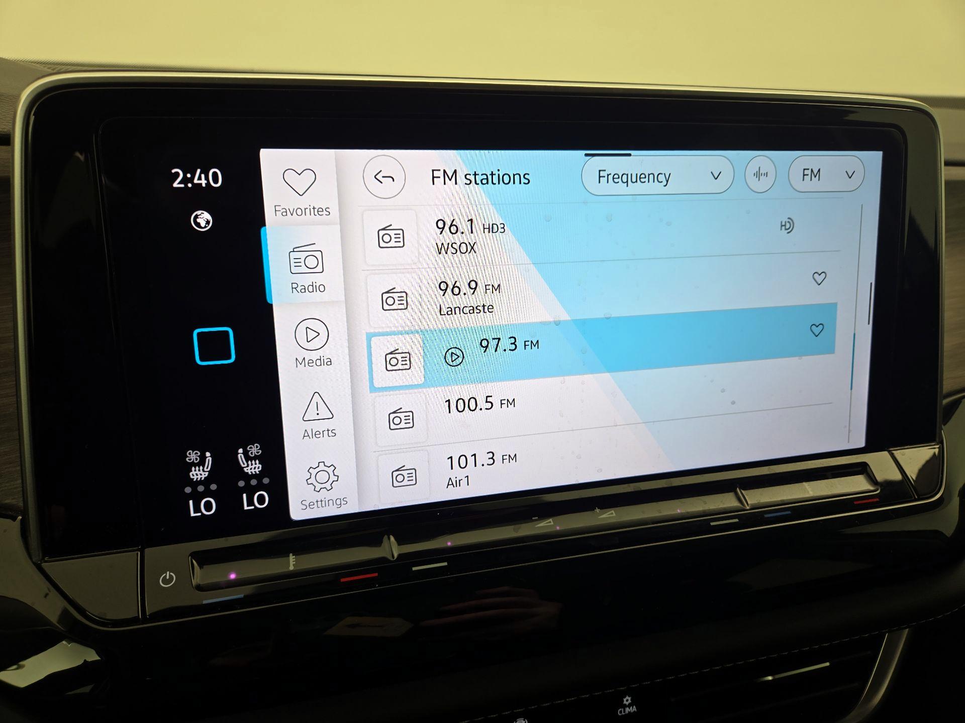 Thumbnail: 2024 Volkswagen Atlas - 16